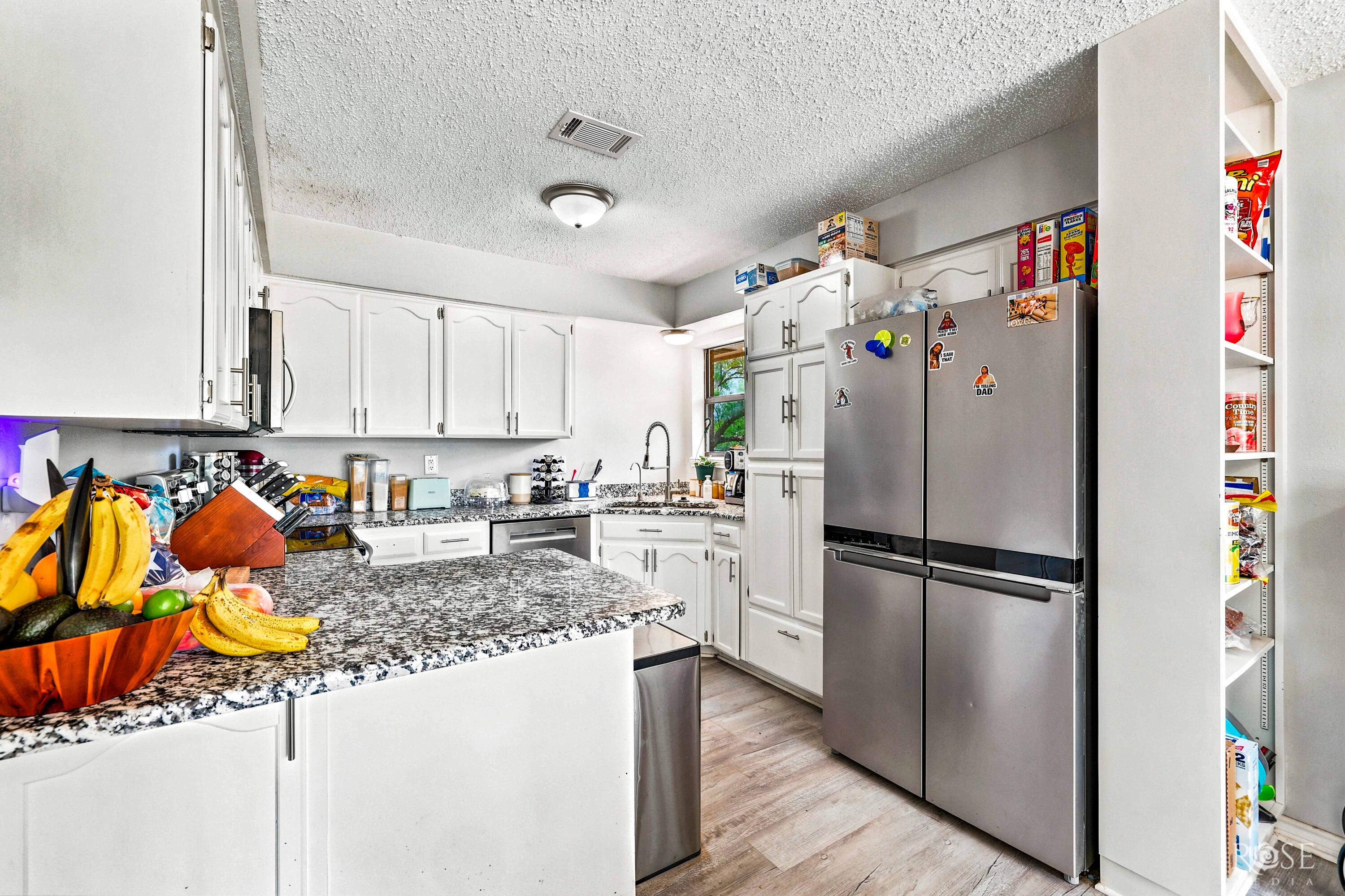 15977 Fitzgerald Drive Property Photo 14