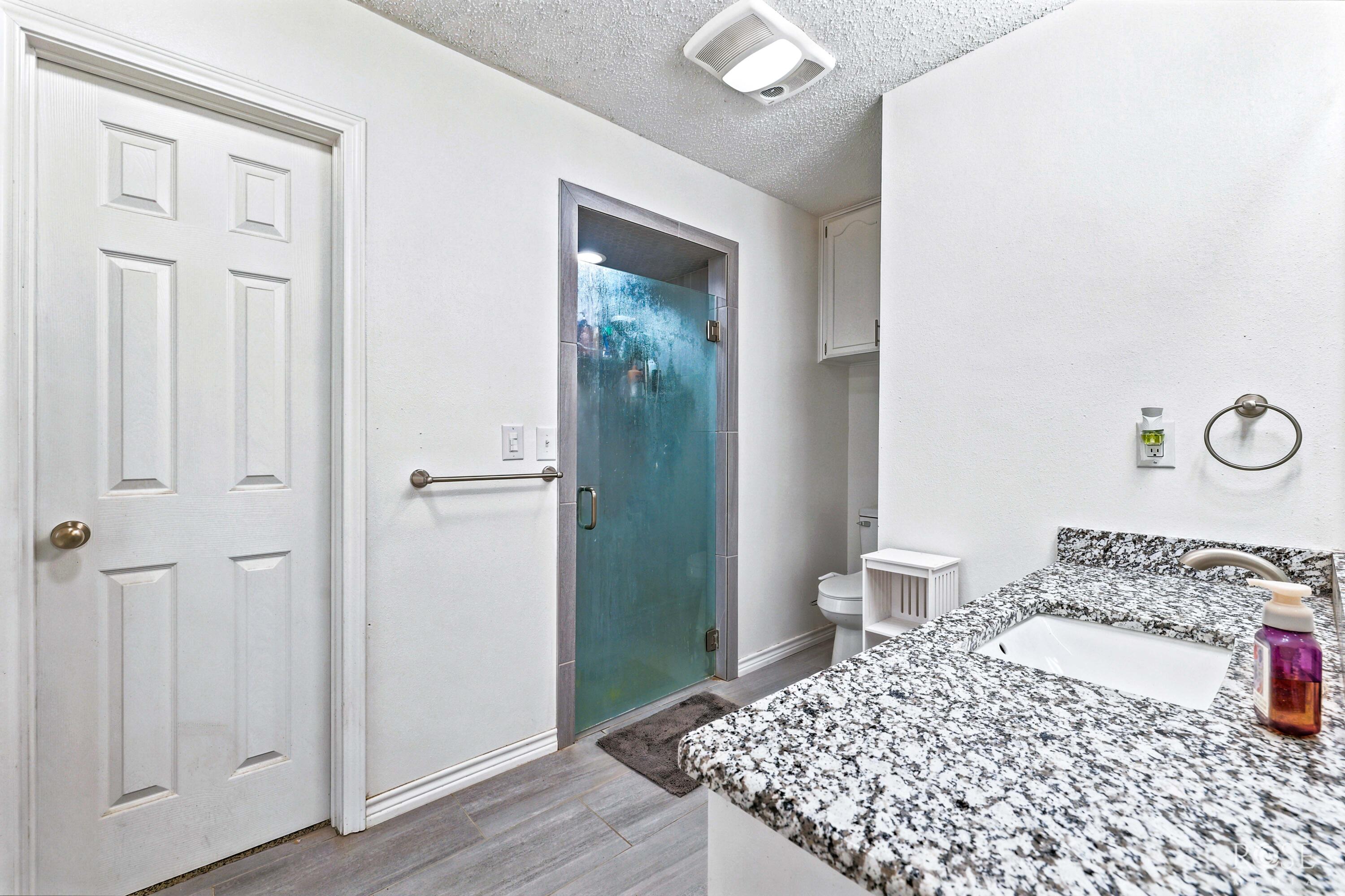 15977 Fitzgerald Drive Property Photo 19