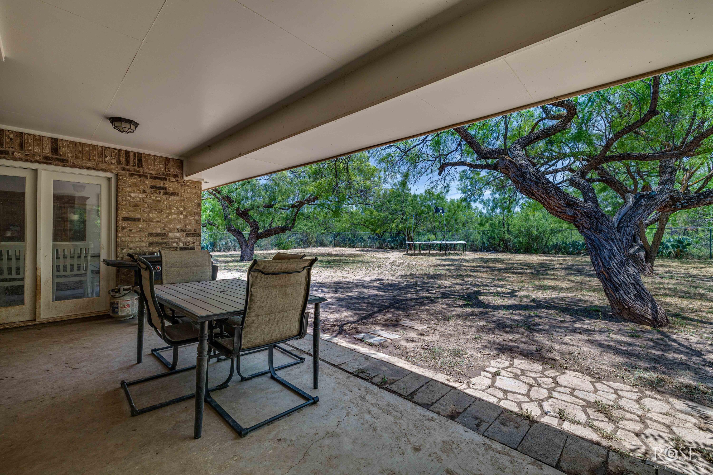 15977 Fitzgerald Drive Property Photo 27