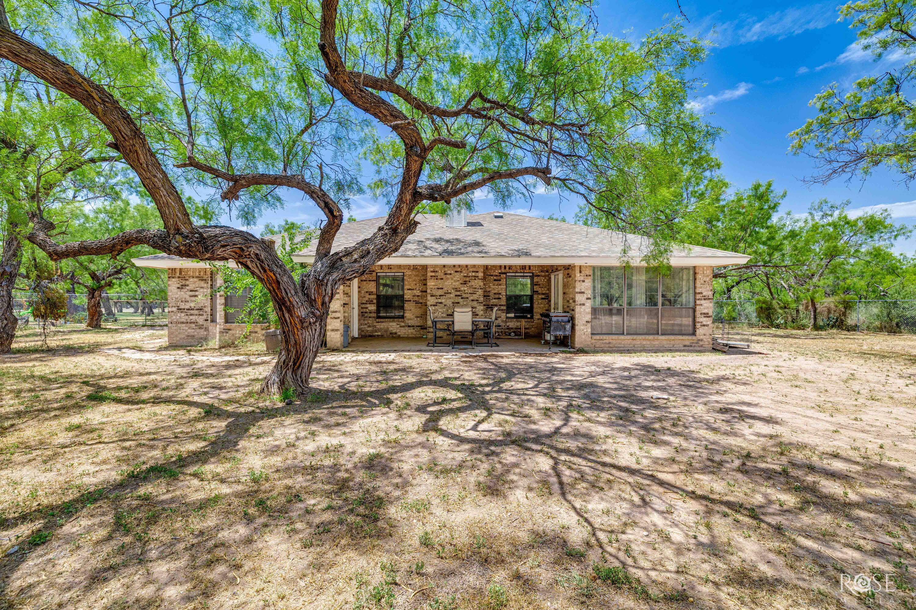 15977 Fitzgerald Drive Property Photo 28