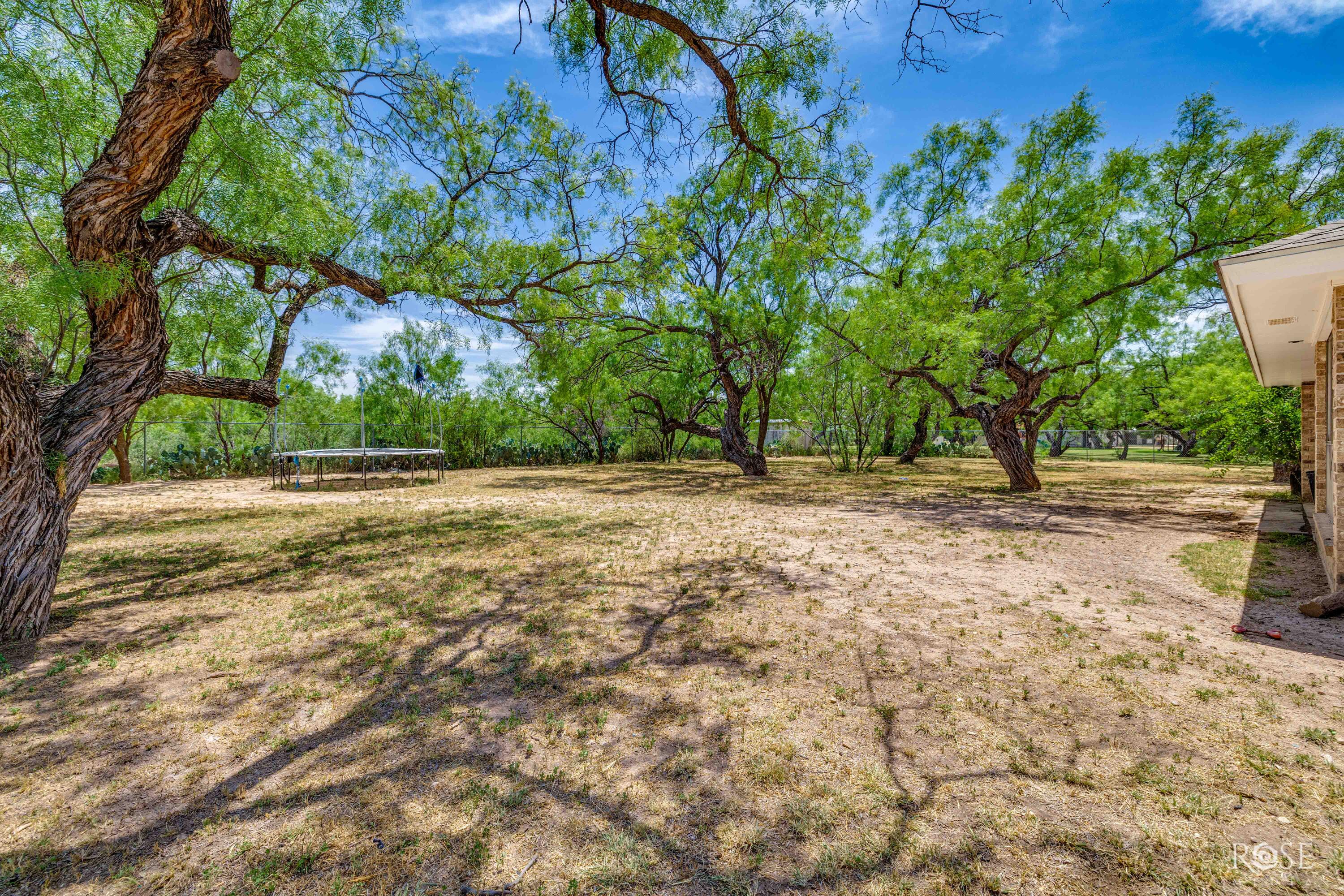 15977 Fitzgerald Drive Property Photo 32