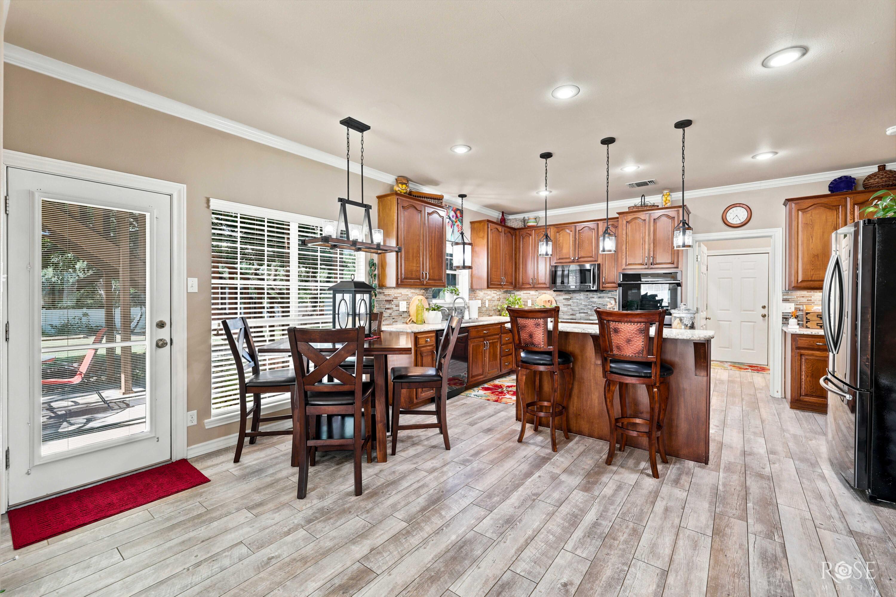 1338 Gleneagles Drive Property Photo 15