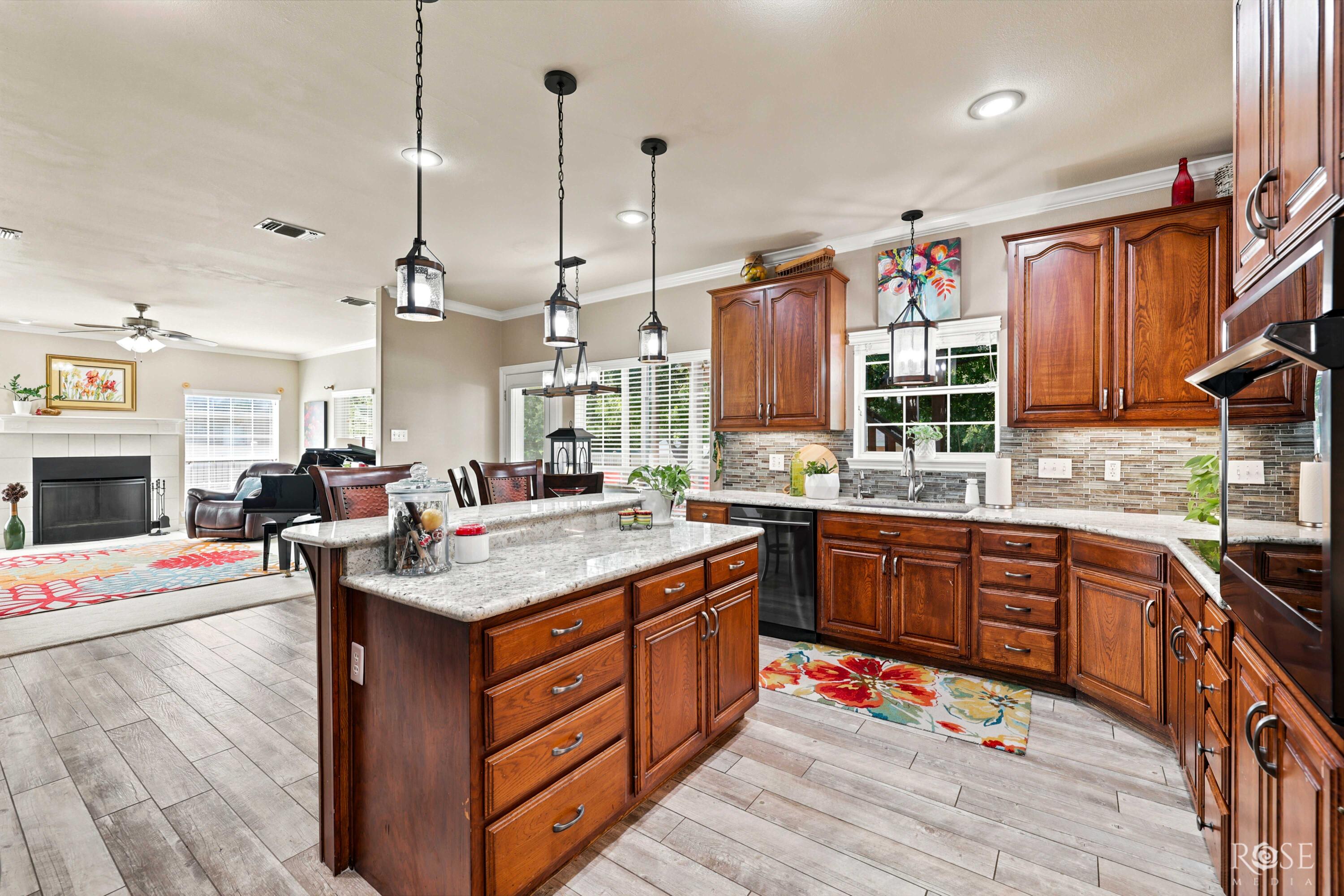 1338 Gleneagles Drive Property Photo 16