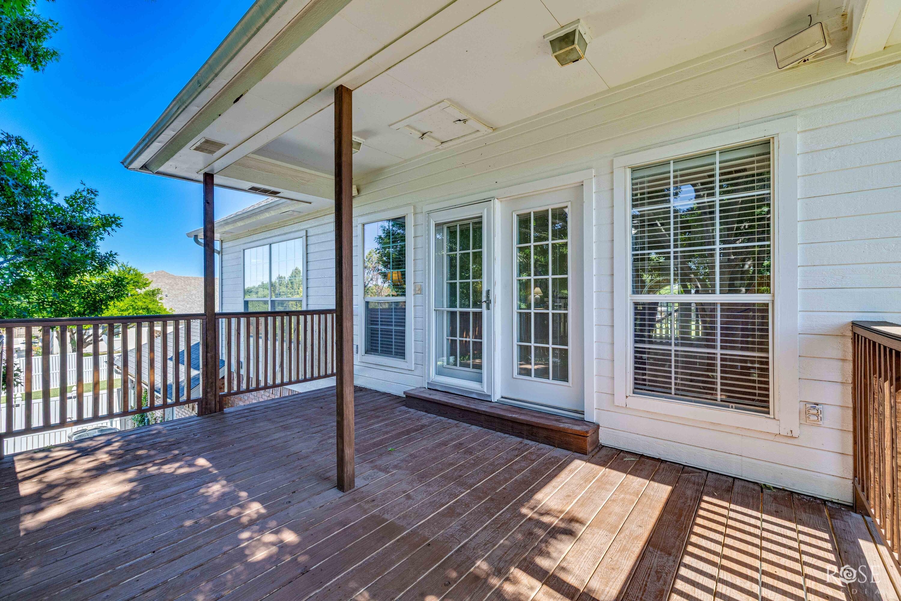 1338 Gleneagles Drive Property Photo 34