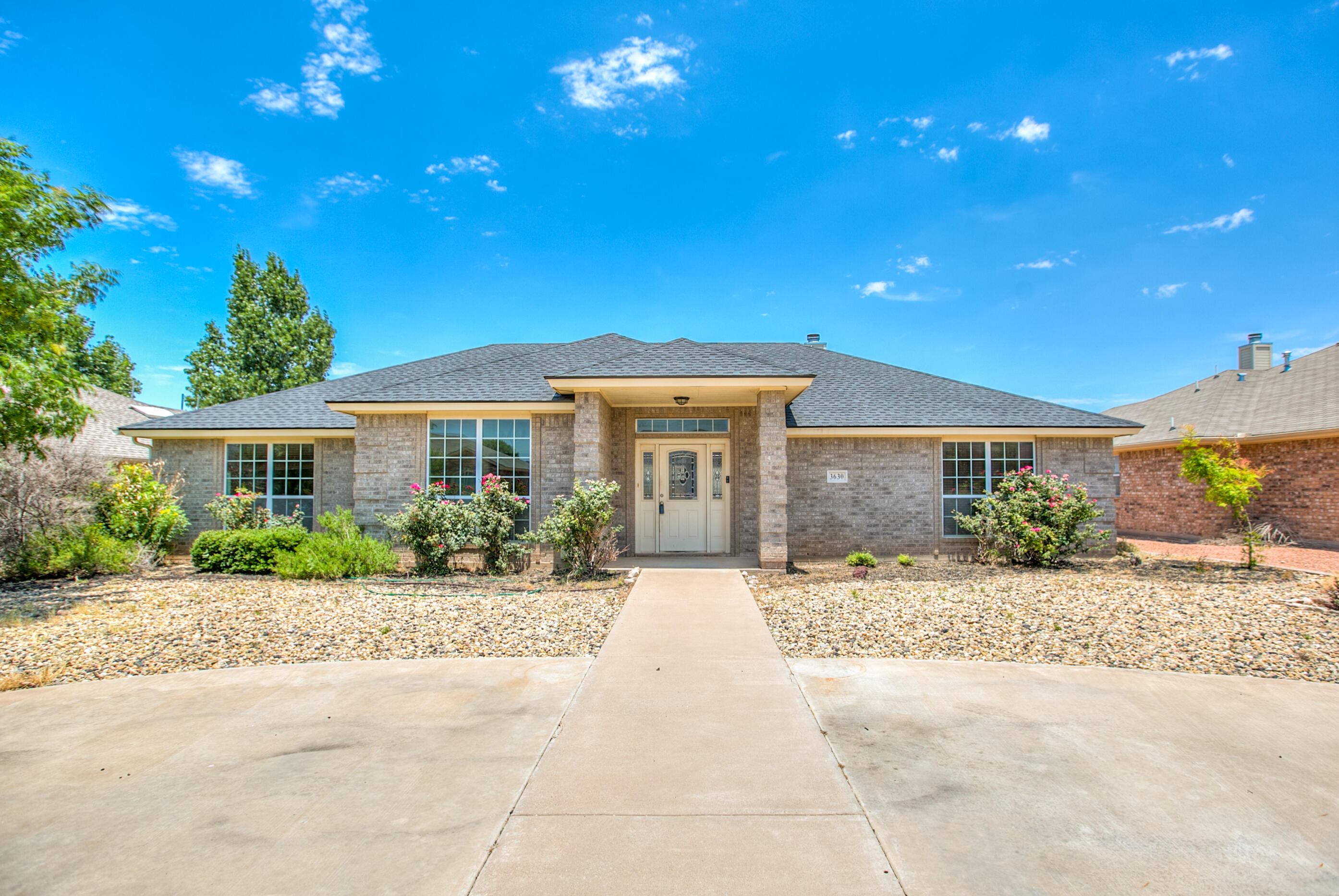 3630 Shadyhill Drive Property Photo 3