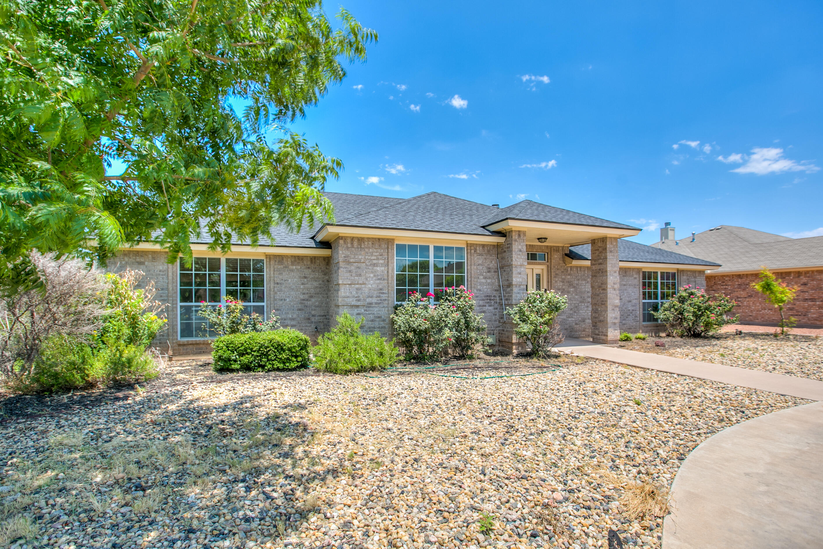 3630 Shadyhill Drive Property Photo 4