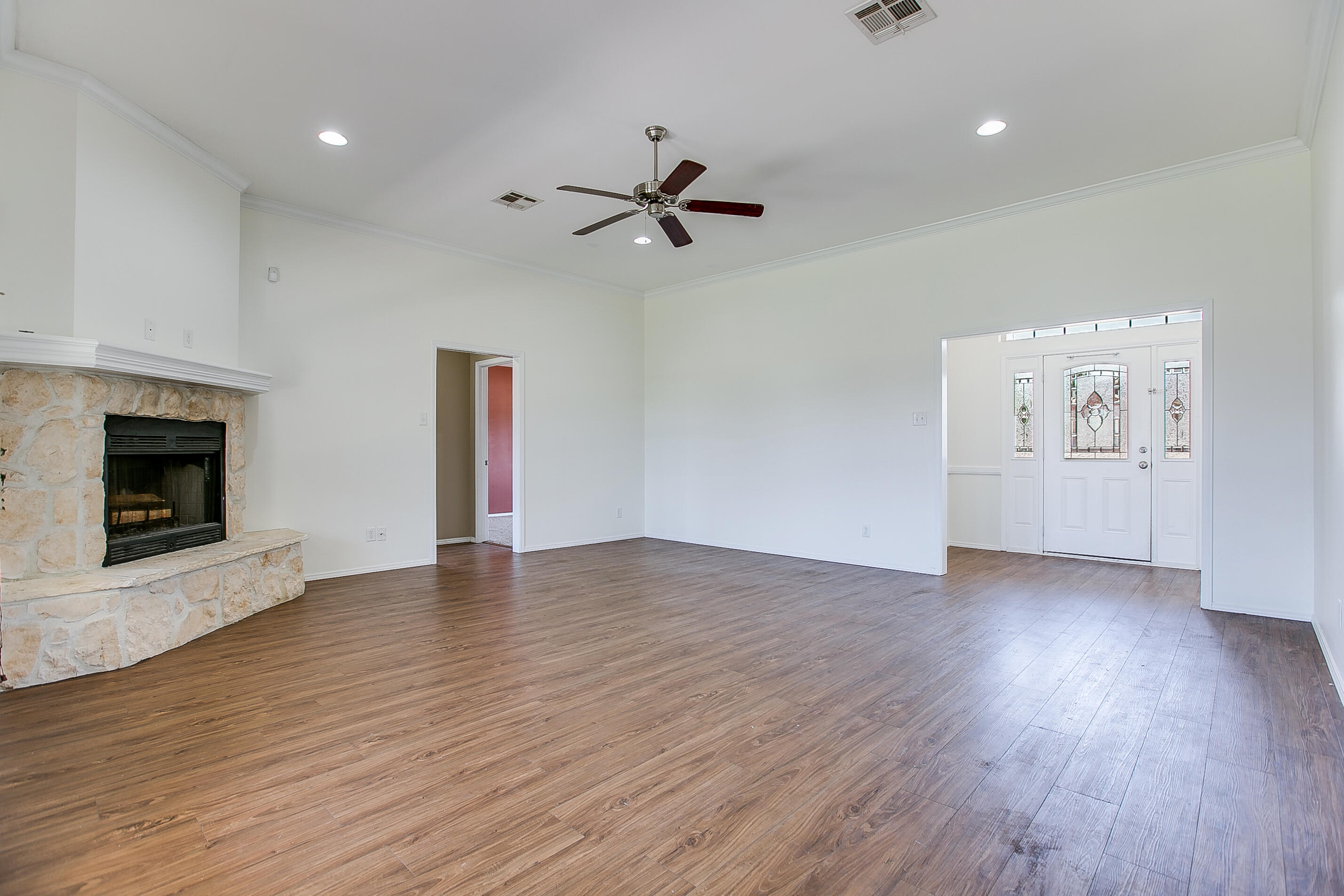 3630 Shadyhill Drive Property Photo 9