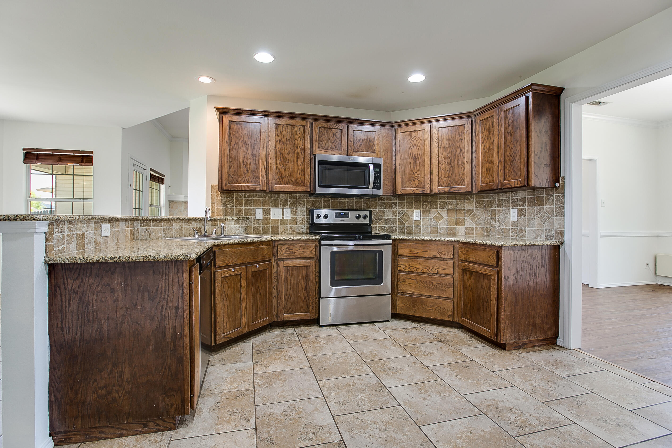 3630 Shadyhill Drive Property Photo 12