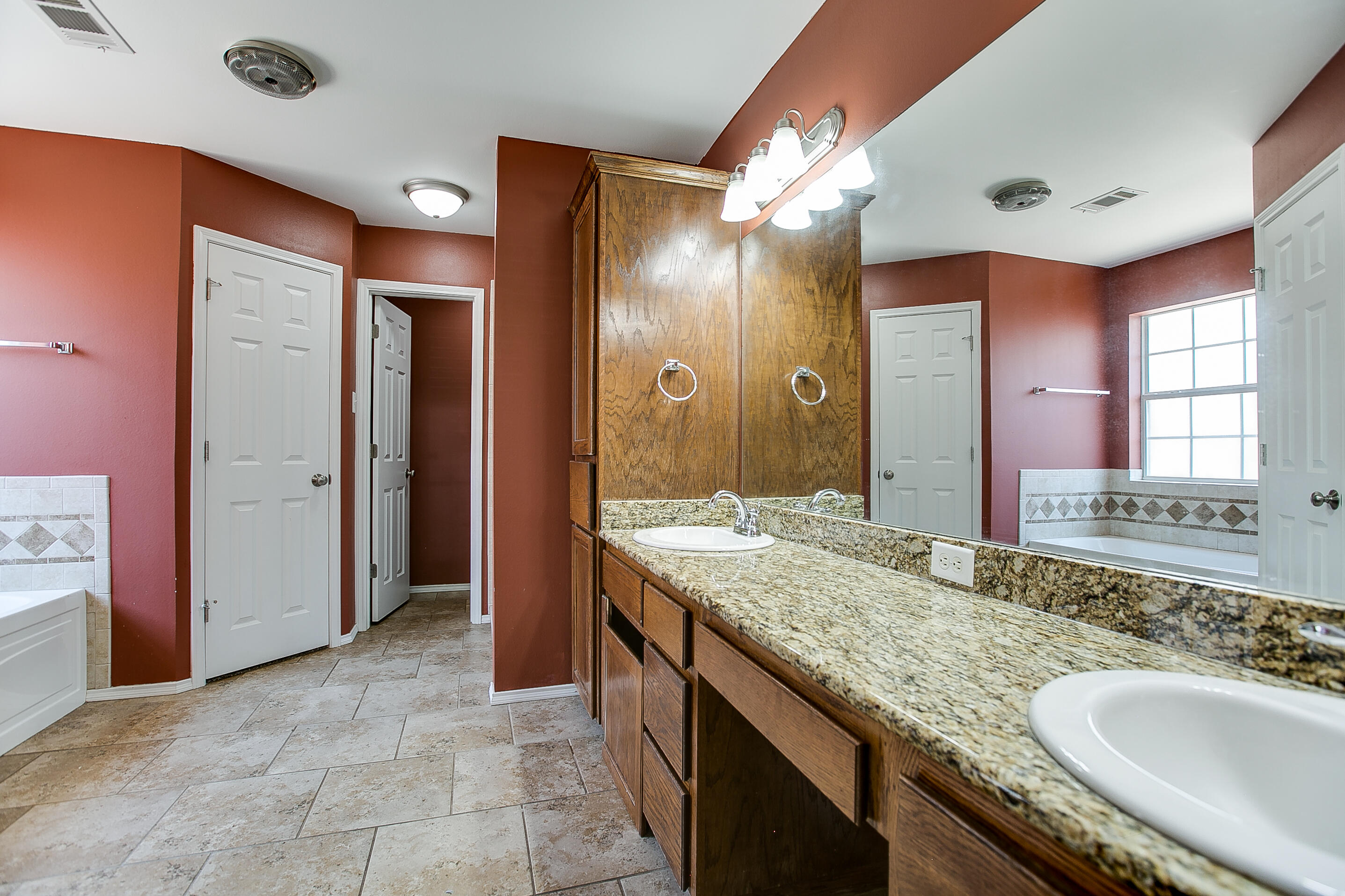 3630 Shadyhill Drive Property Photo 19