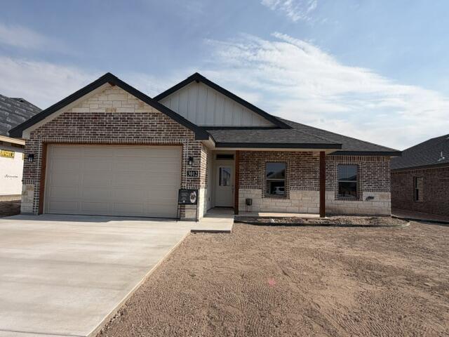 3012 Cedarhill Drive Property Photo 2