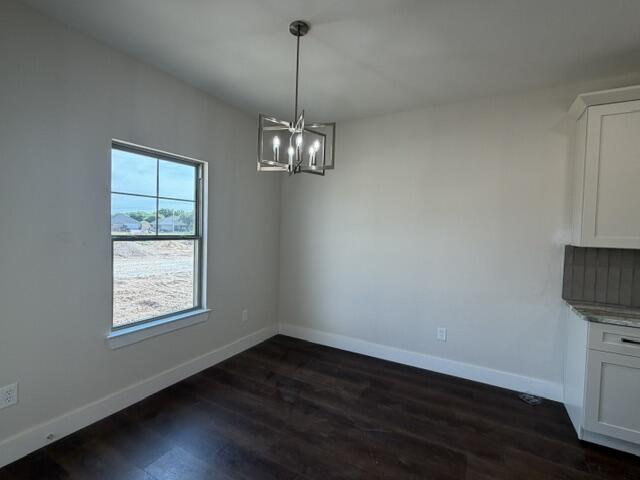 3012 Cedarhill Drive Property Photo 4