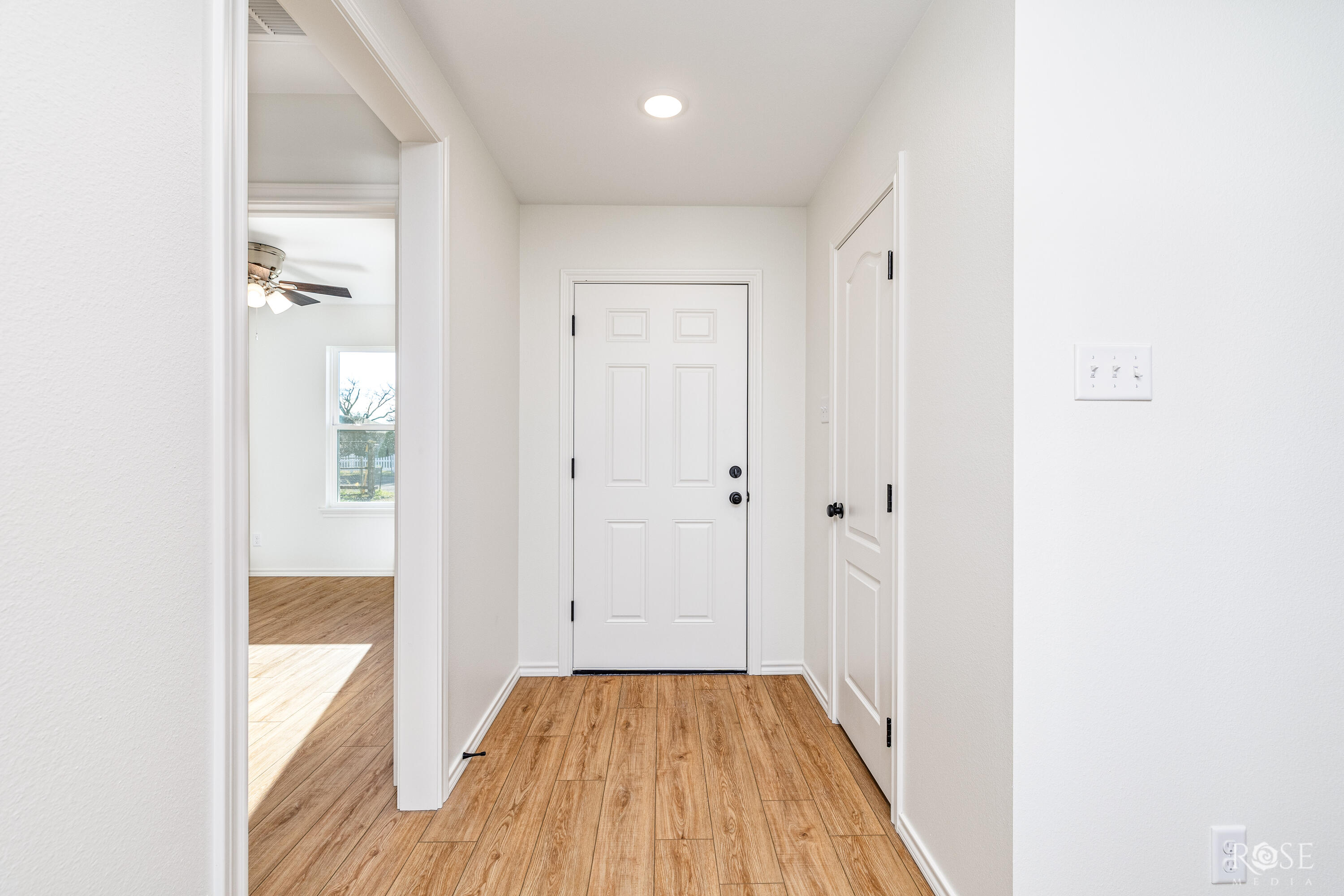 1608 N Oakes Street Property Photo 7