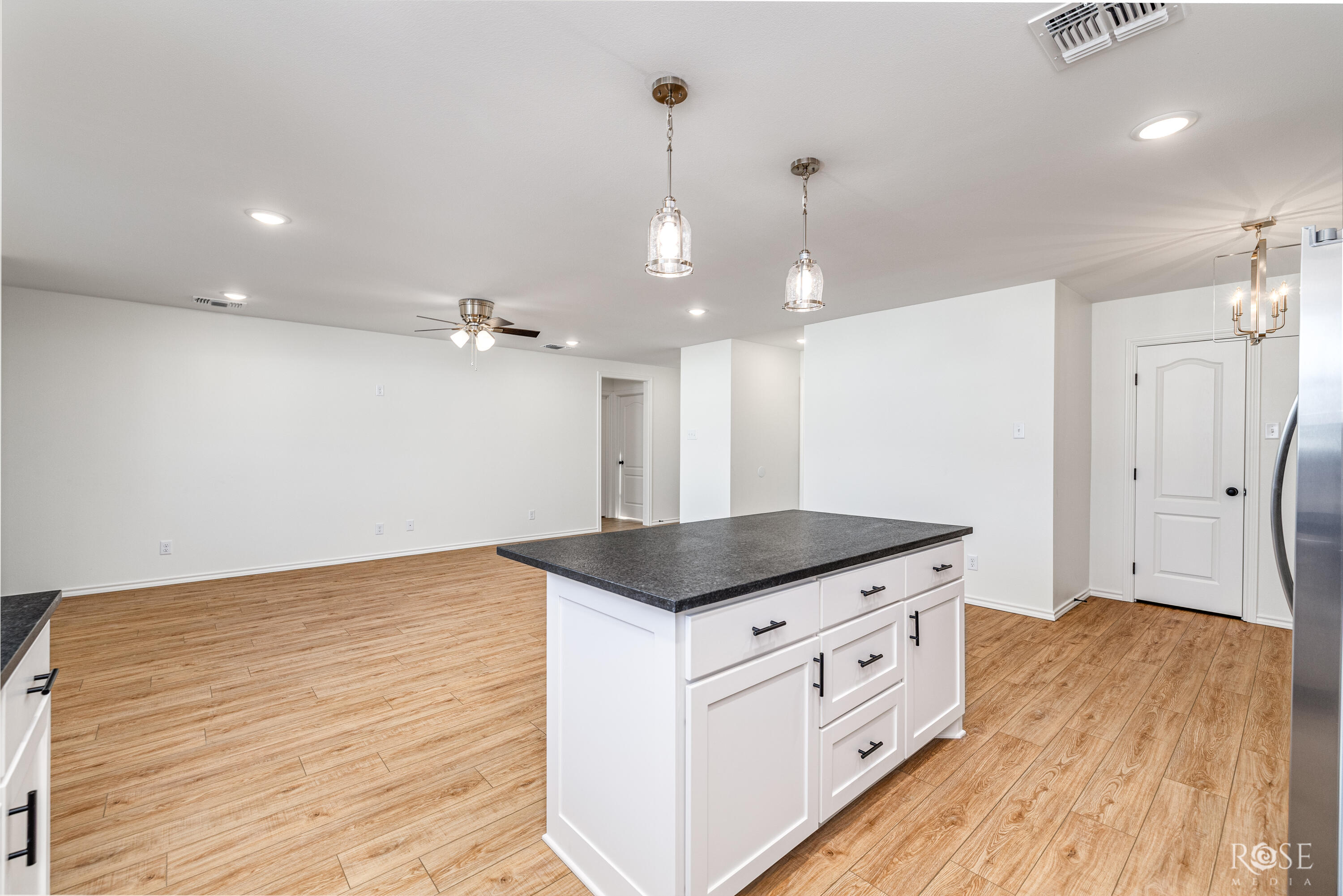 1608 N Oakes Street Property Photo 13