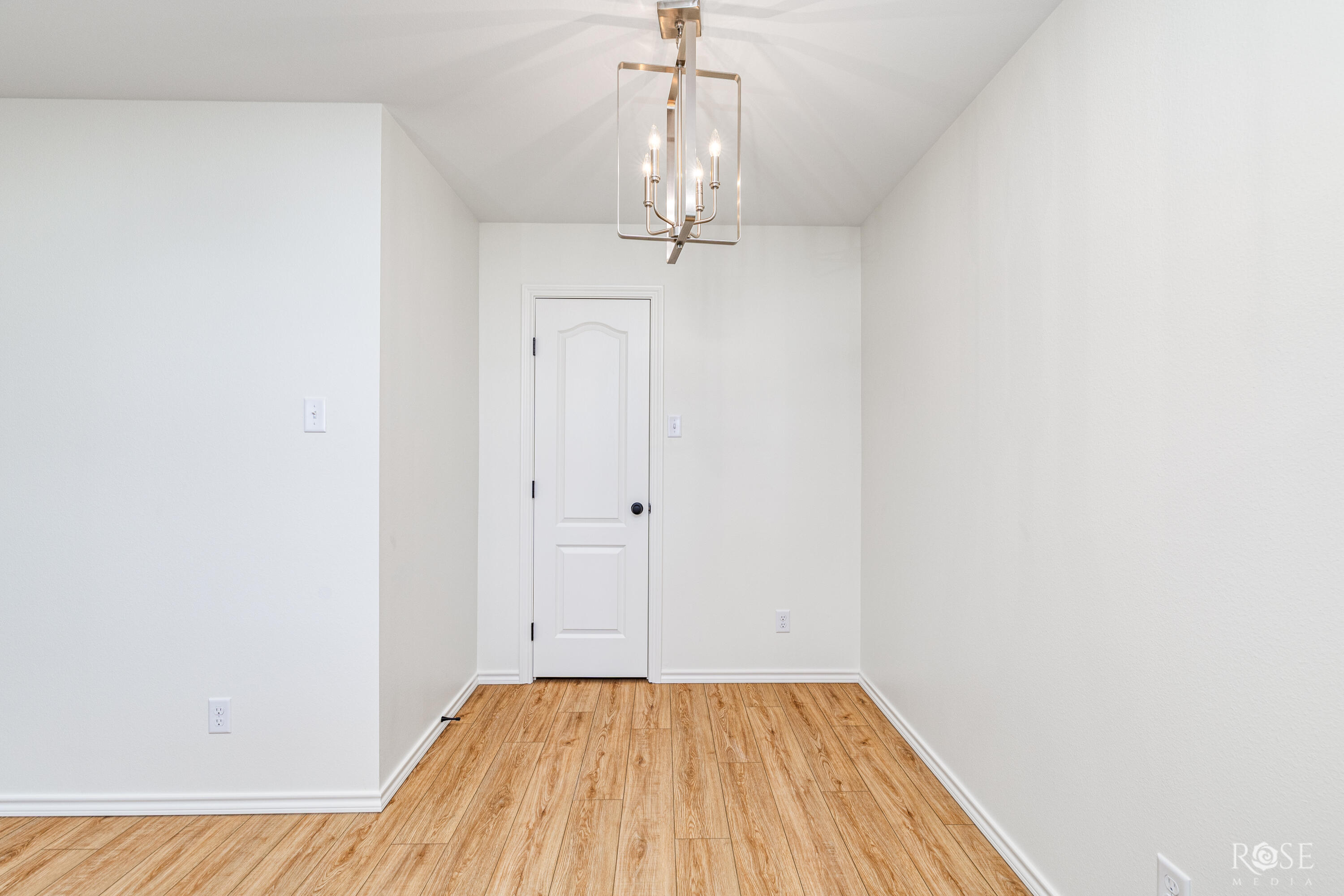 1608 N Oakes Street Property Photo 14