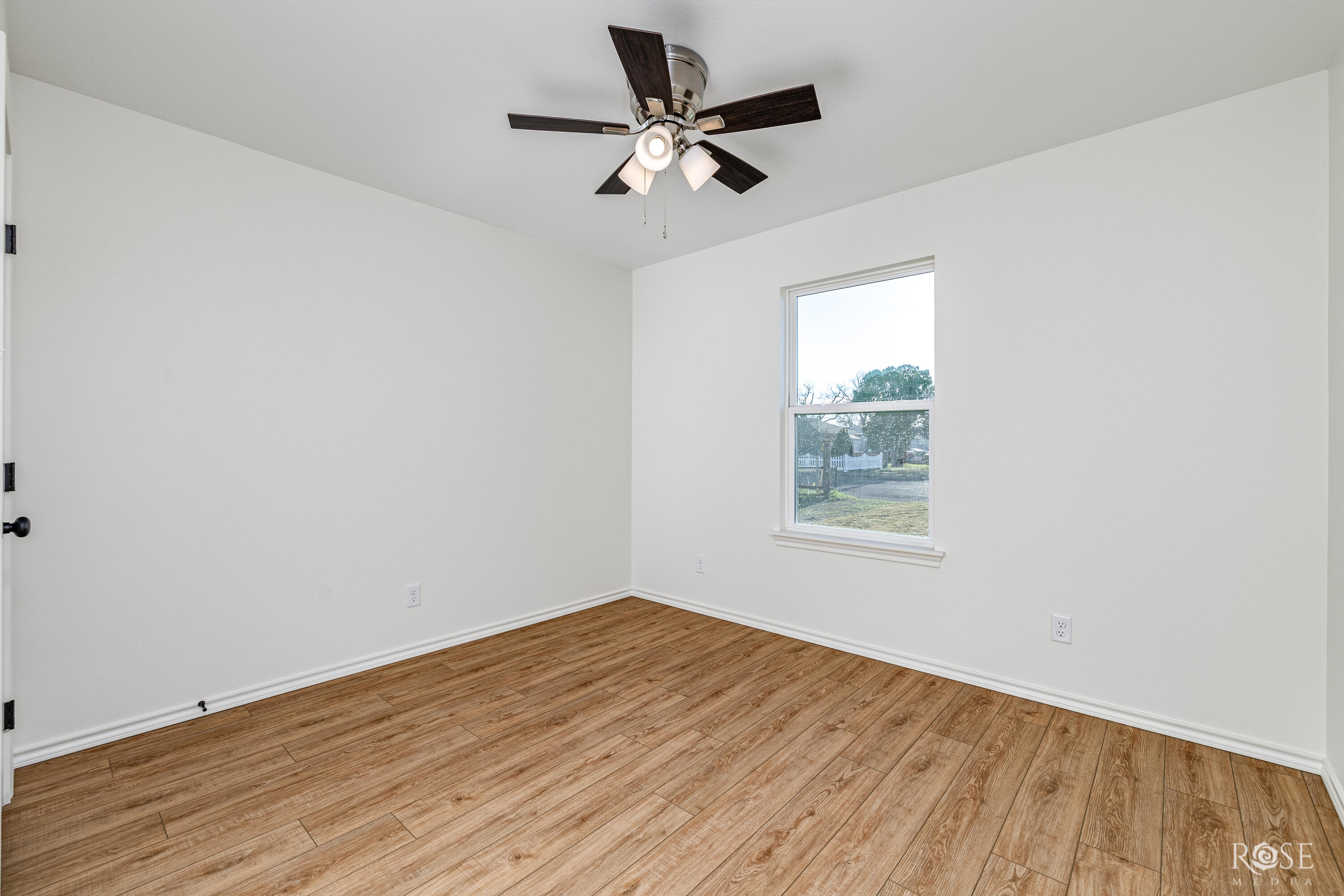 1608 N Oakes Street Property Photo 20