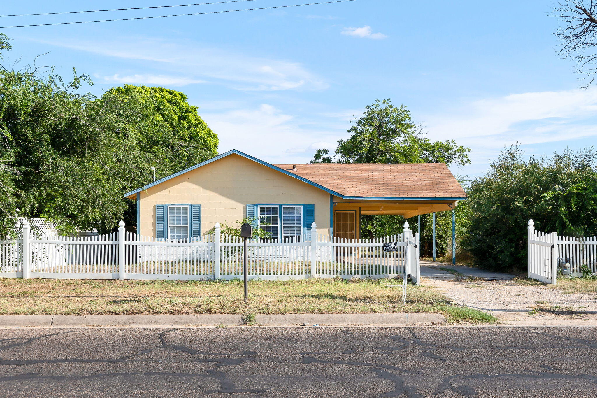 615 Era Street Property Photo 2