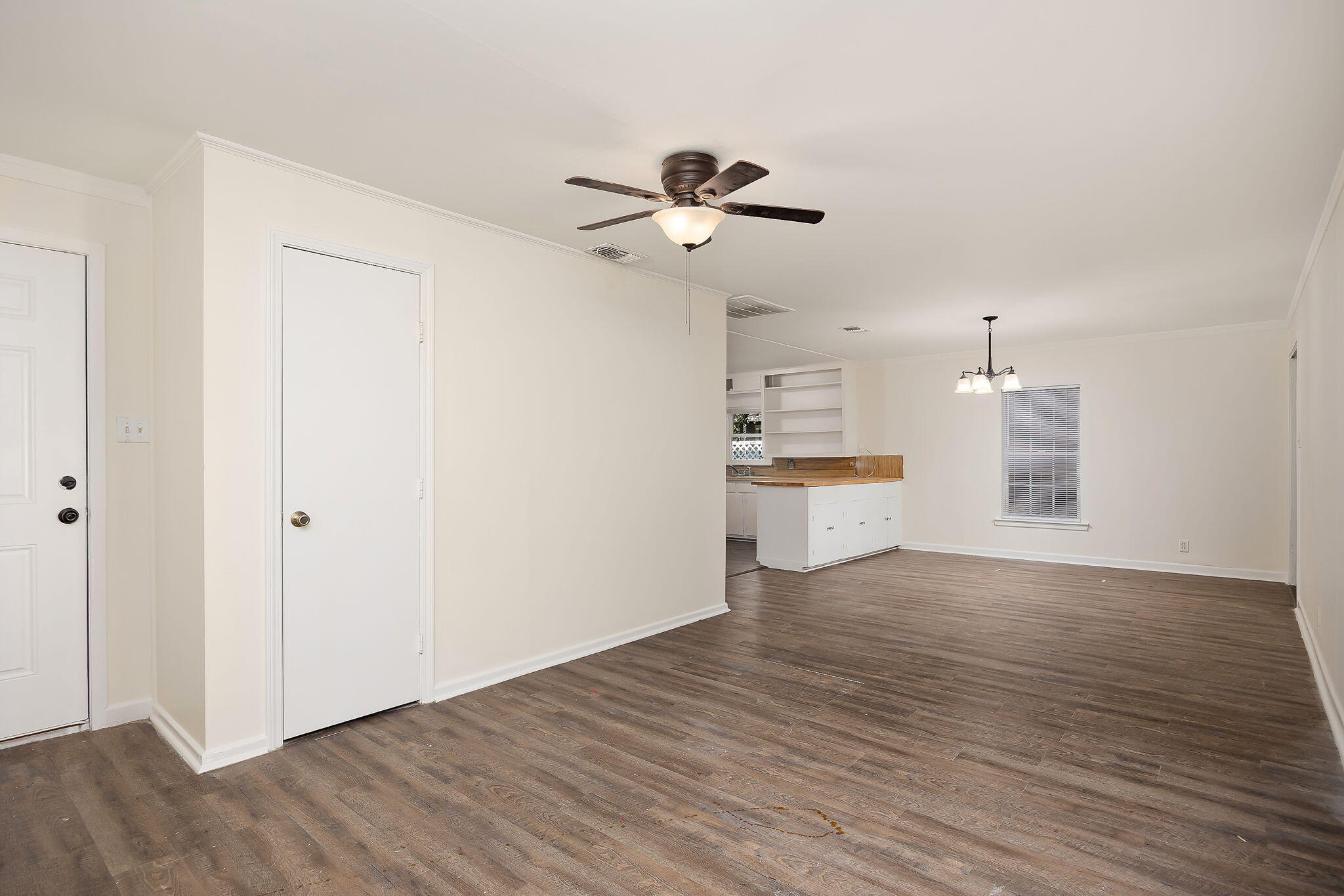 615 Era Street Property Photo 5
