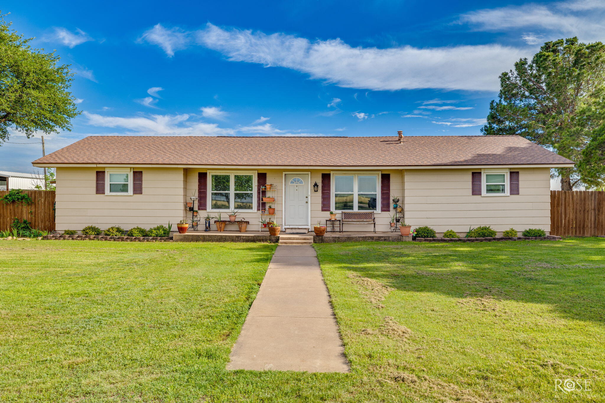 4505 Blumentritt Road Property Photo 1