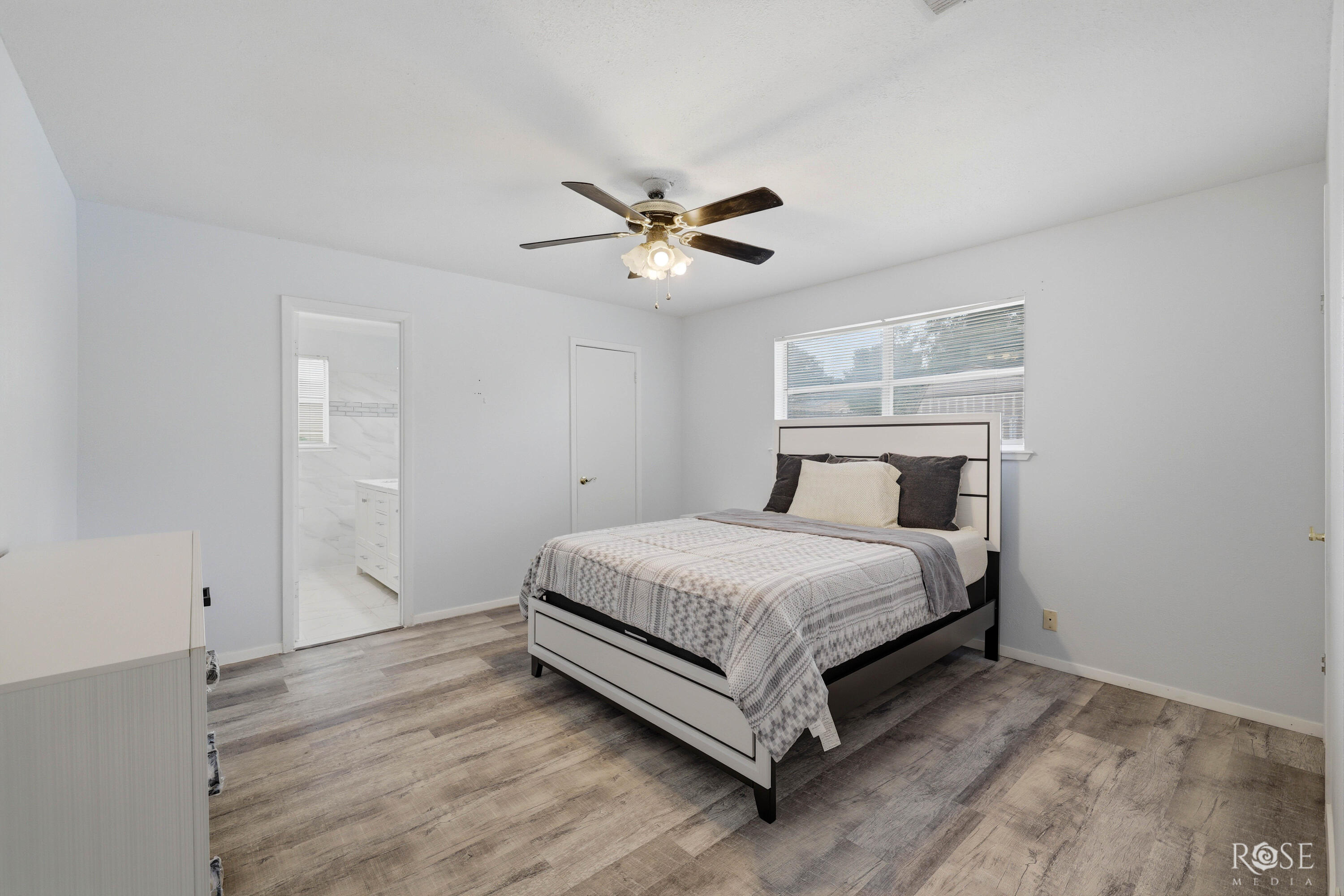 3802 Driftwood Drive Property Photo 14