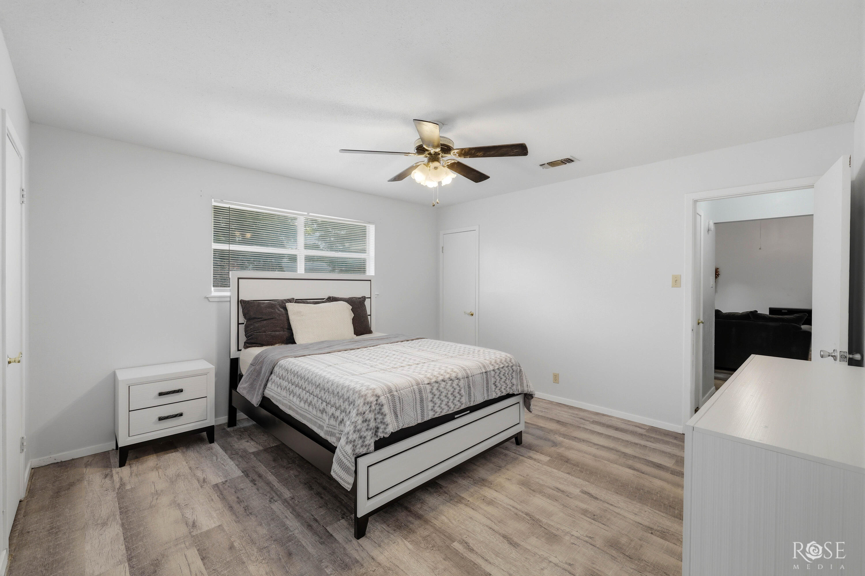 3802 Driftwood Drive Property Photo 15
