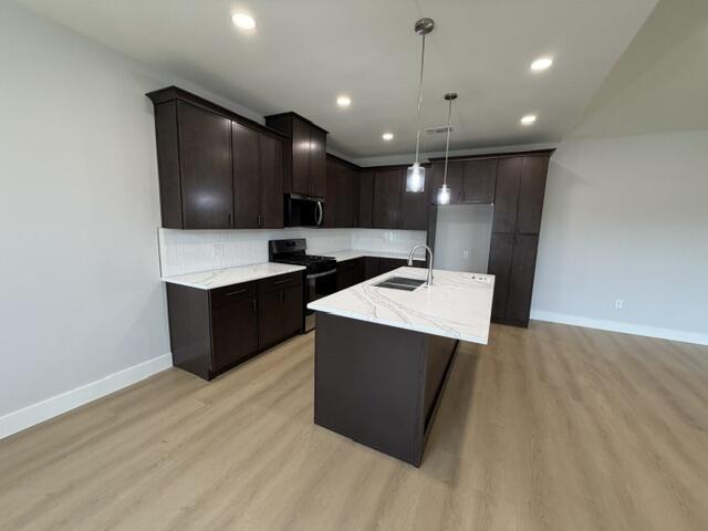 3008 Cedarhill Drive Property Photo 3
