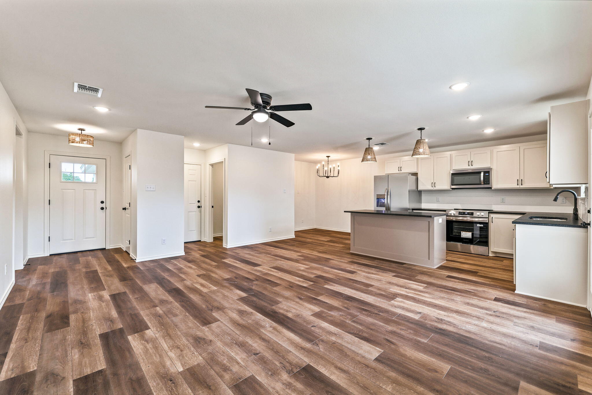3611 Grape Creek Road Property Photo 6