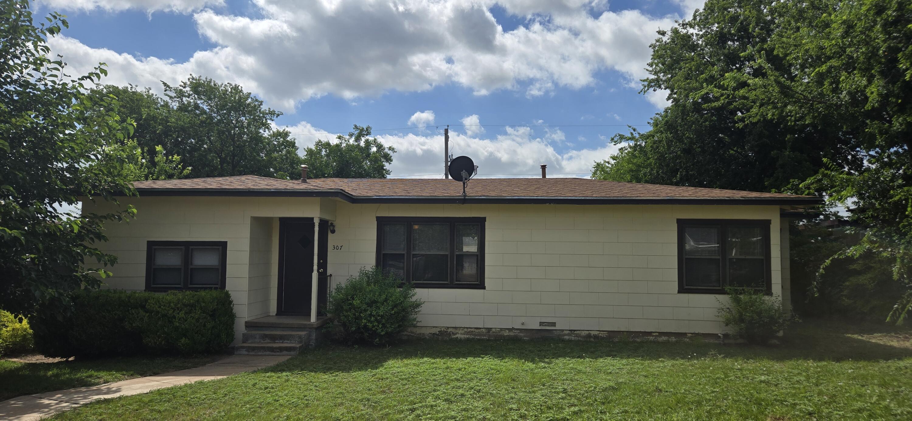 307 Pou Avenue Property Photo 2