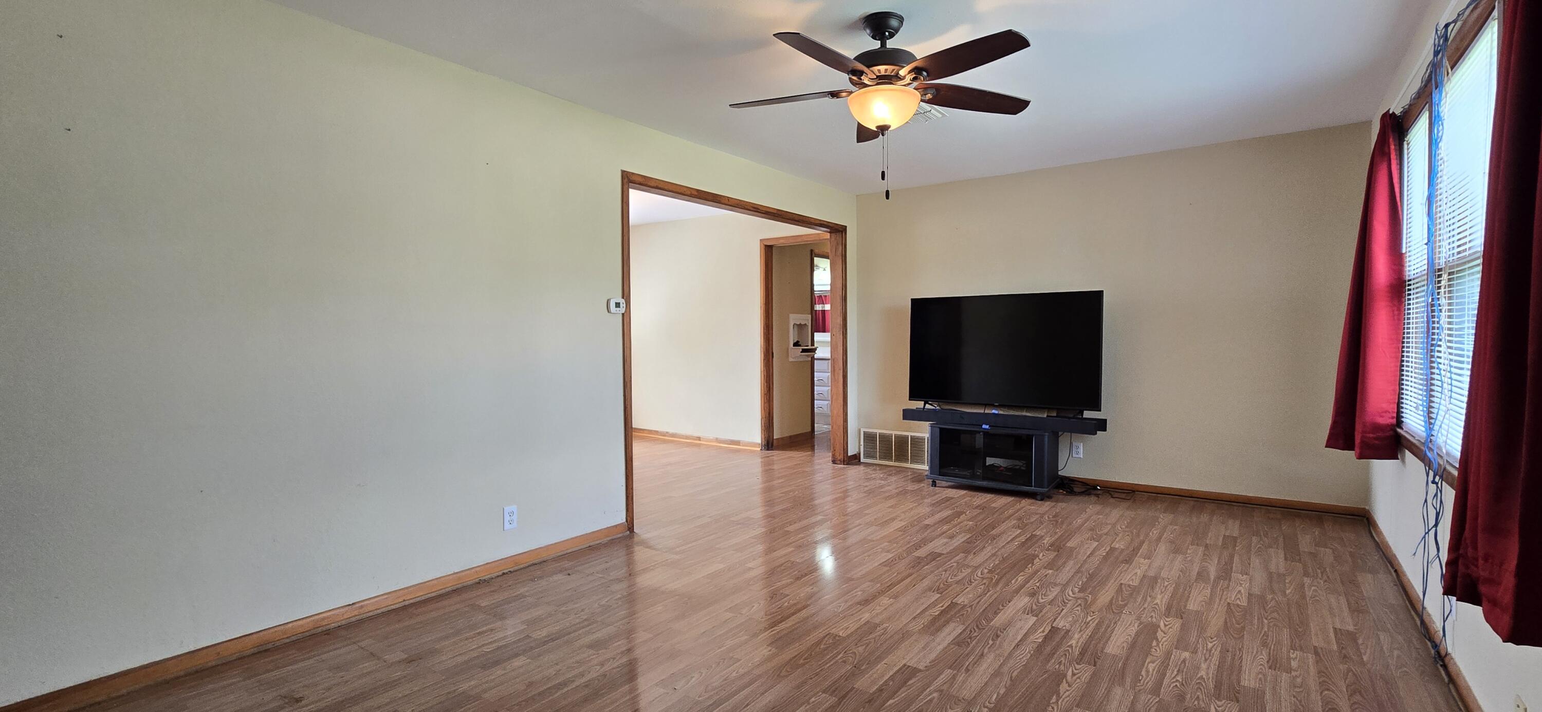 307 Pou Avenue Property Photo 3
