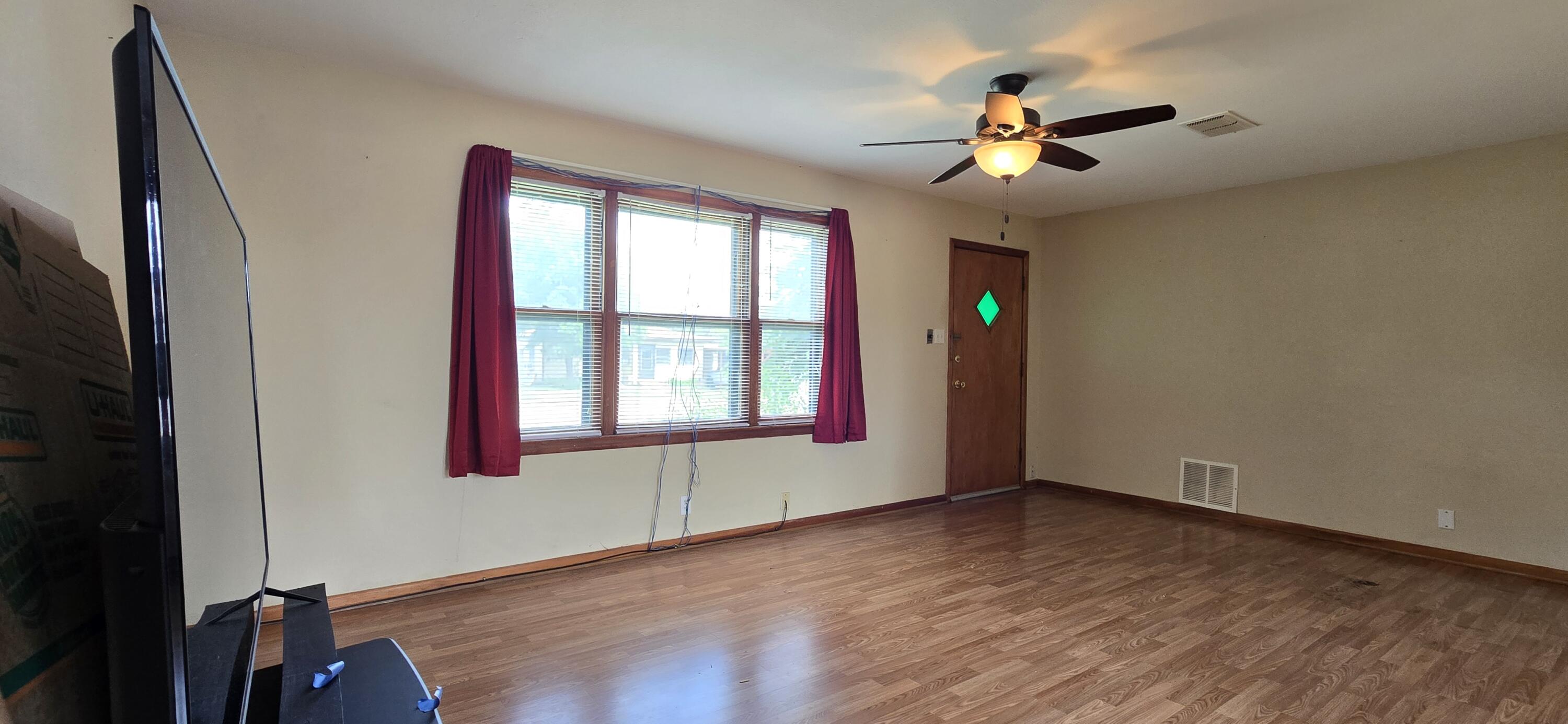 307 Pou Avenue Property Photo 4