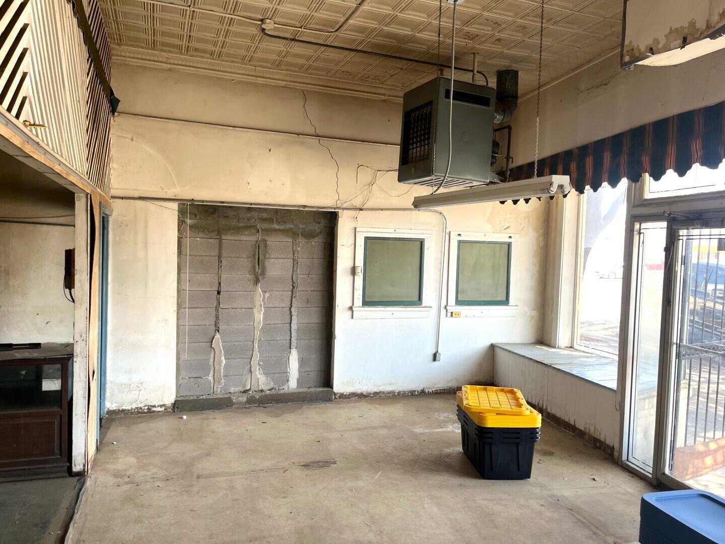 113 N Chadbourne Street Property Photo 3