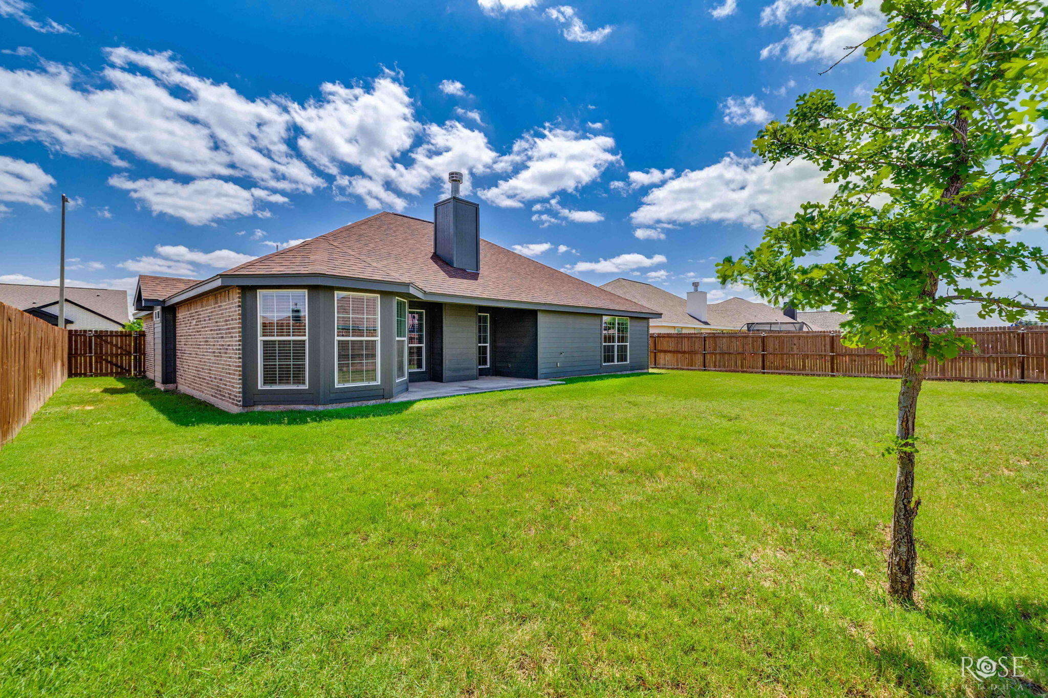 1913 Lamplighter Lane Property Photo 34
