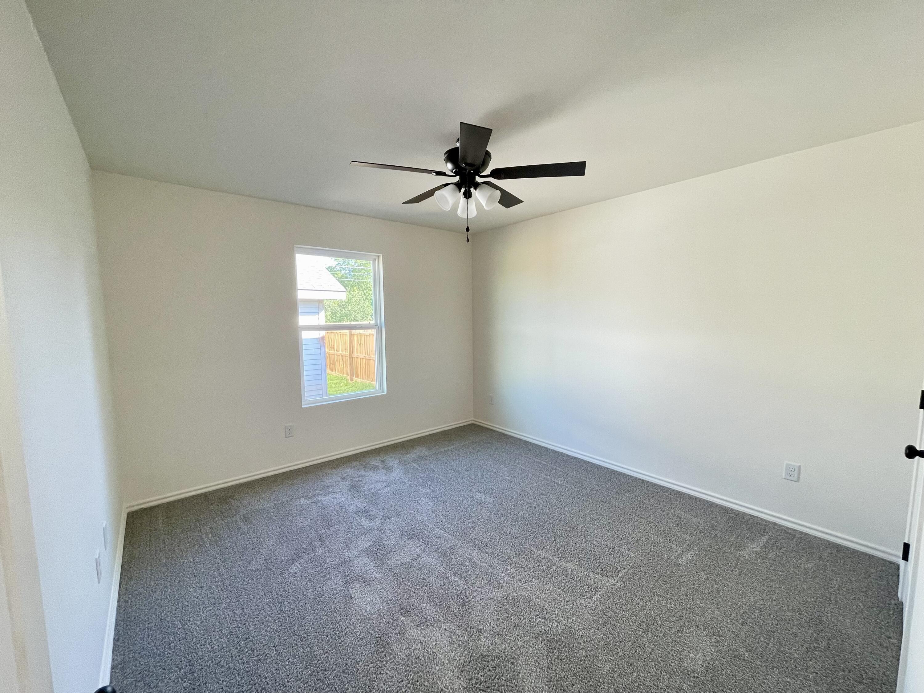 3806 Crockett Street Property Photo 10