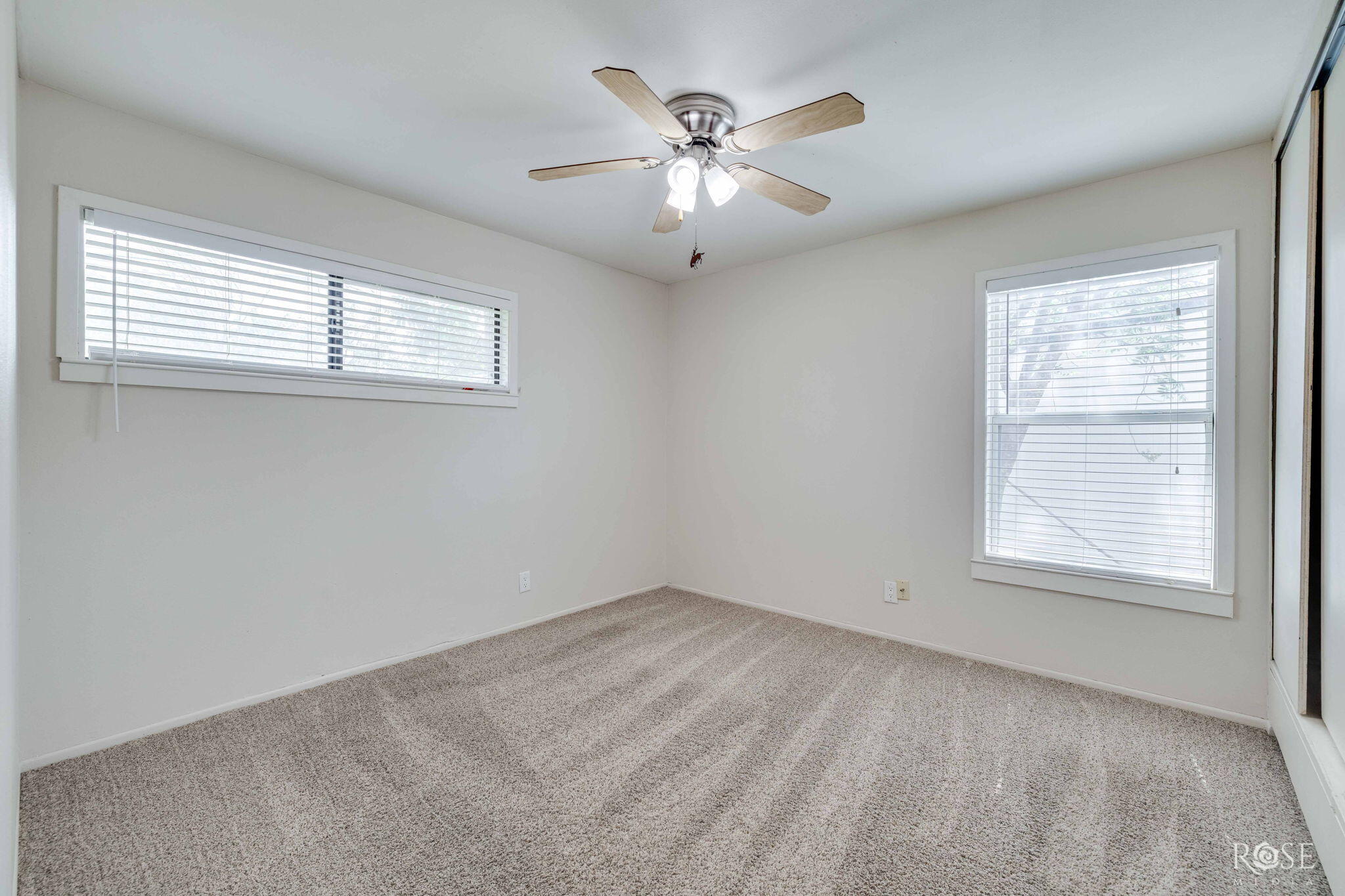 2516 University Avenue Property Photo 17