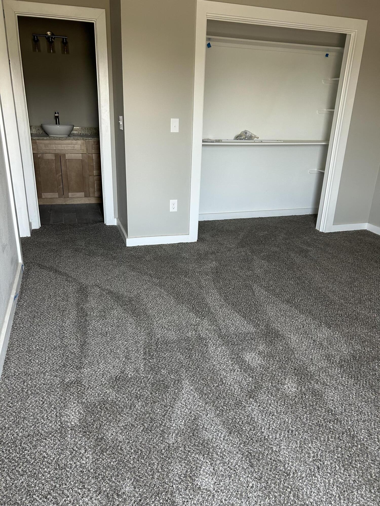 423 E Harris Avenue Property Photo 11