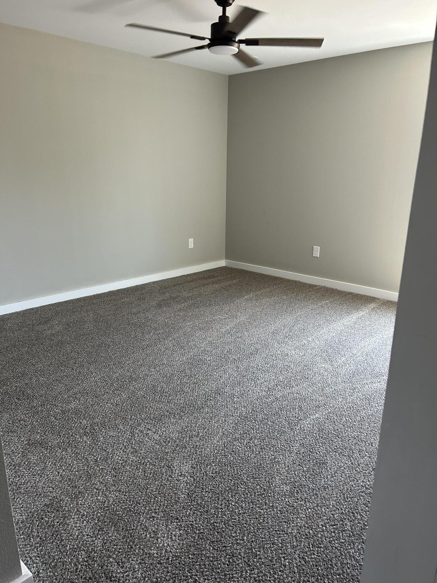 423 E Harris Avenue Property Photo 12