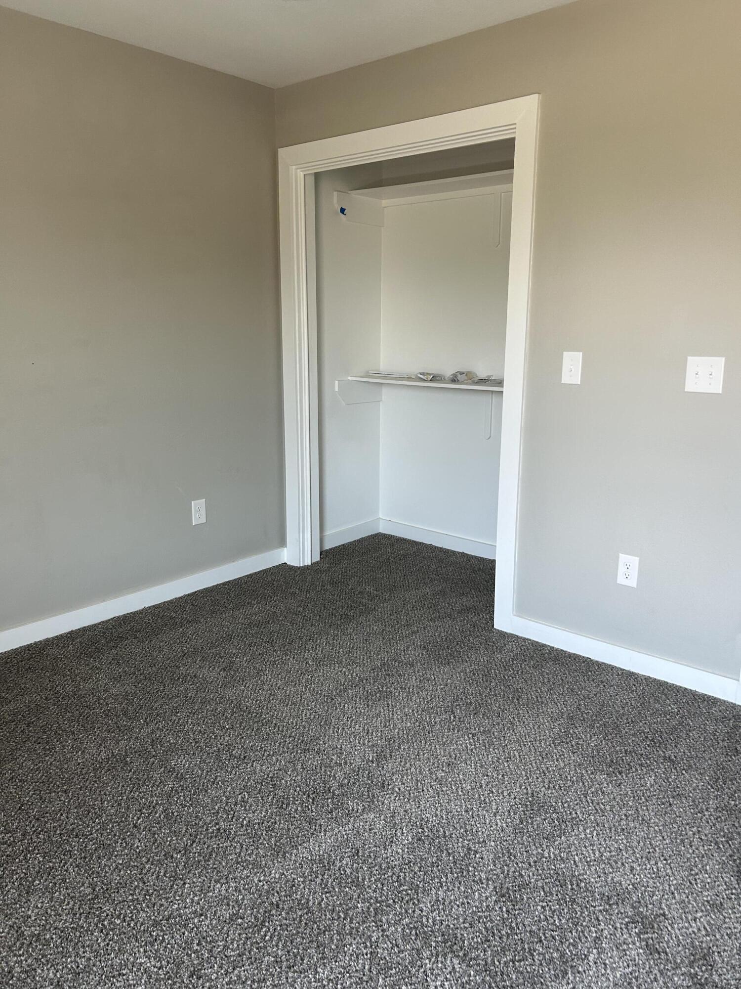 423 E Harris Avenue Property Photo 13