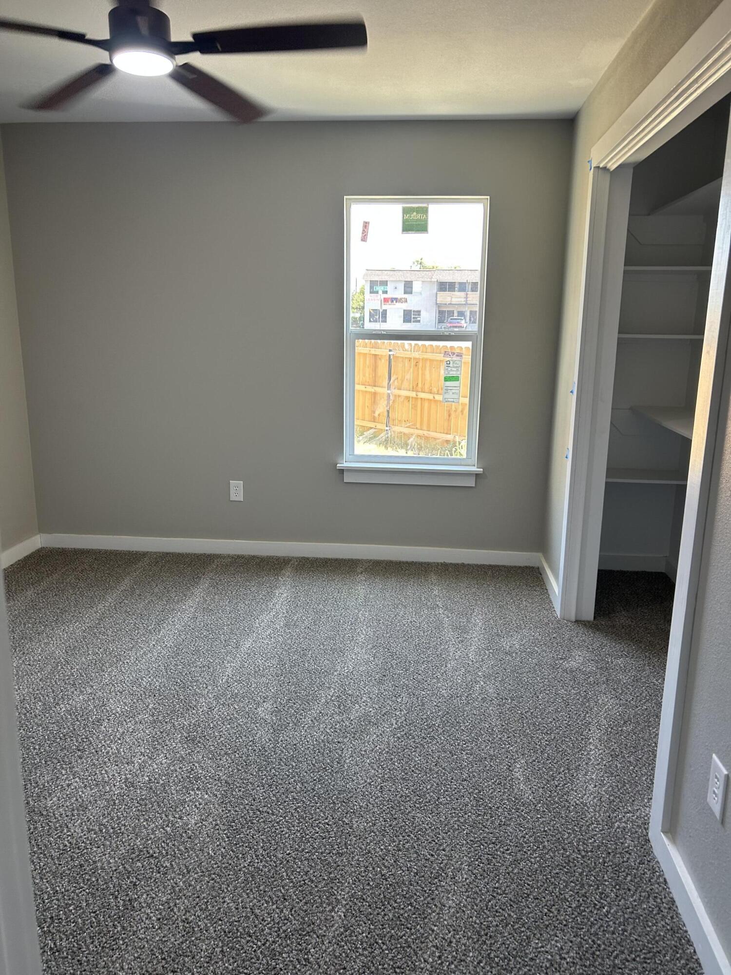 423 E Harris Avenue Property Photo 16