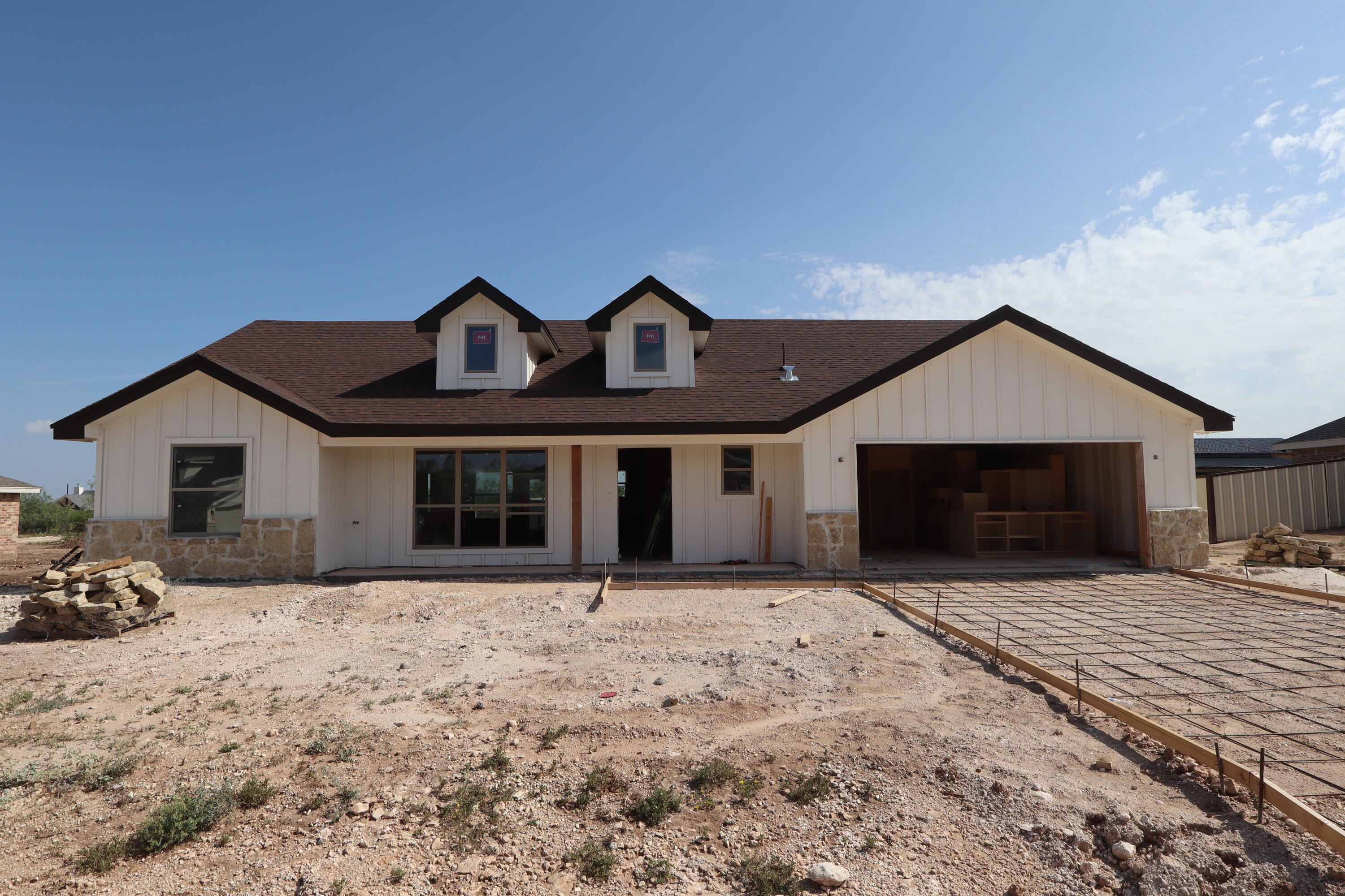 9737 Jaguar Trail Property Photo 1