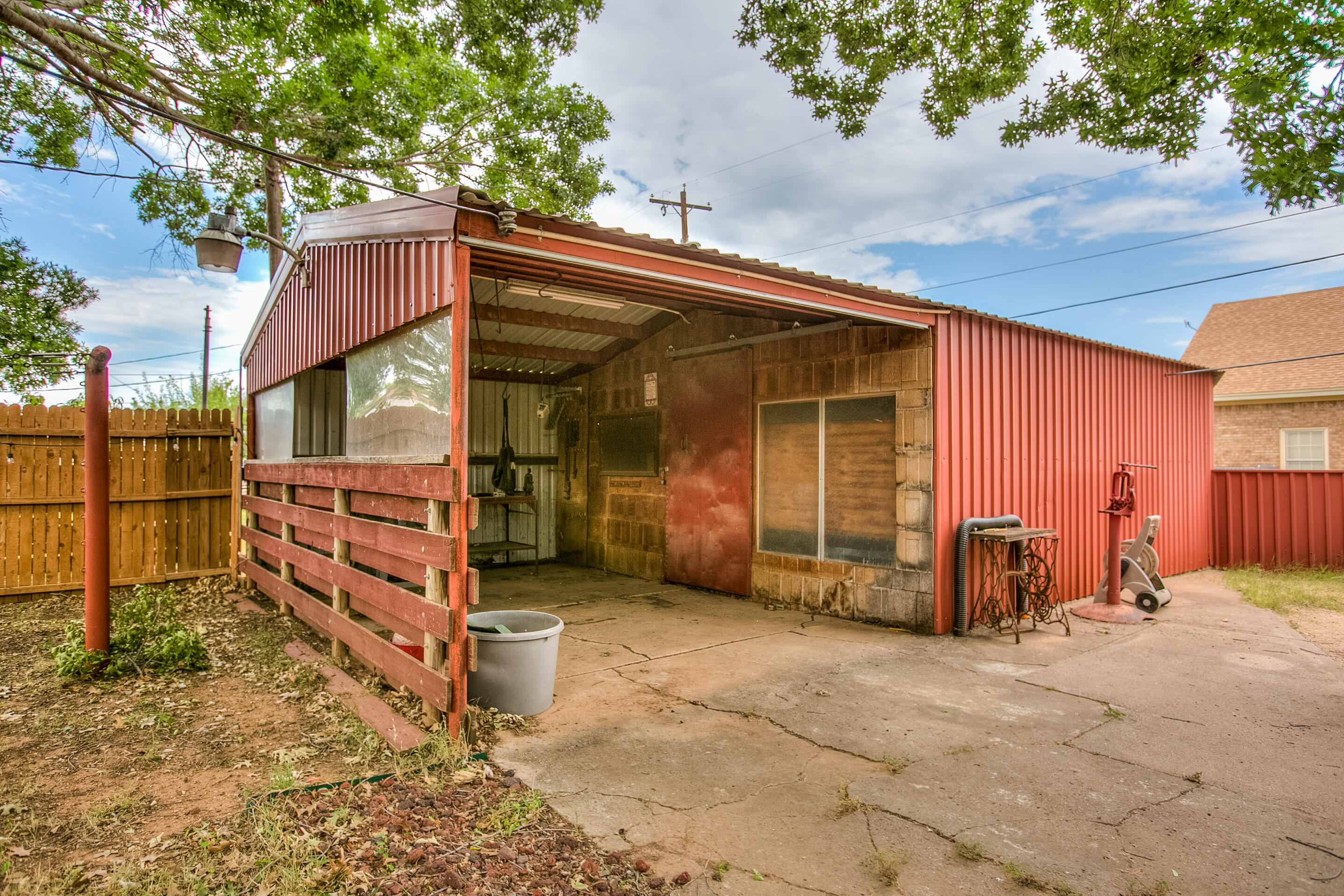323 S State Street Property Photo 27