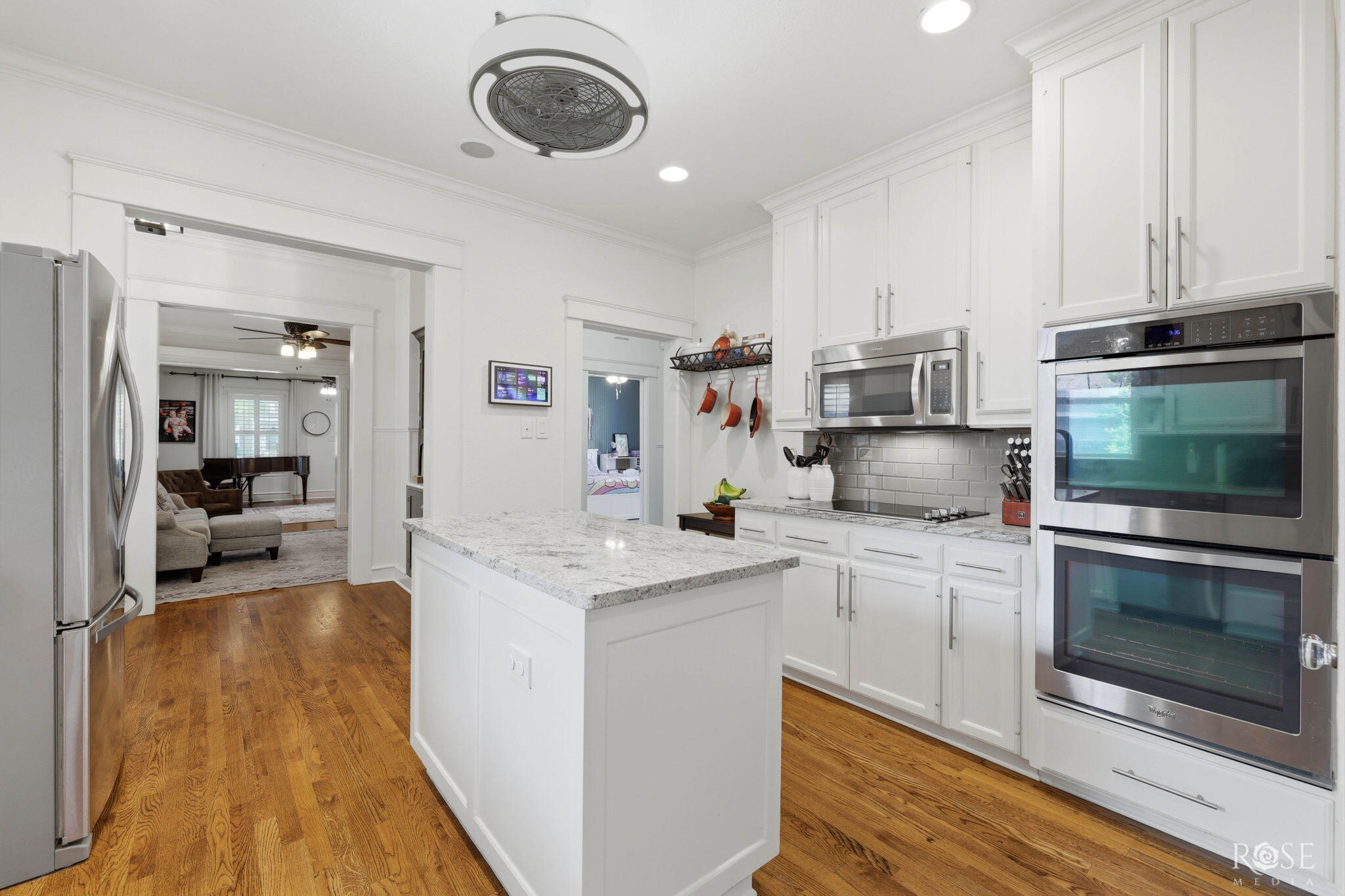 1327 Mackenzie Street Property Photo 16