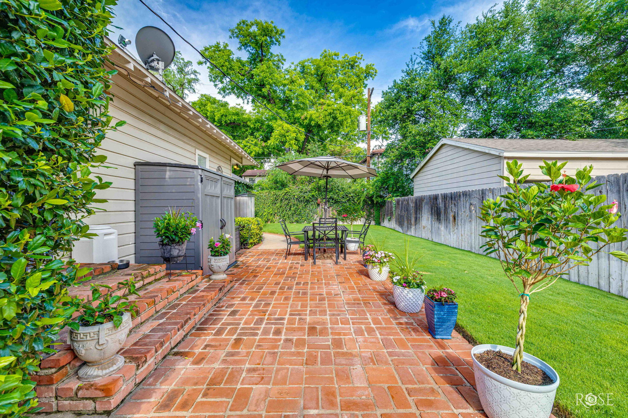 1327 Mackenzie Street Property Photo 37