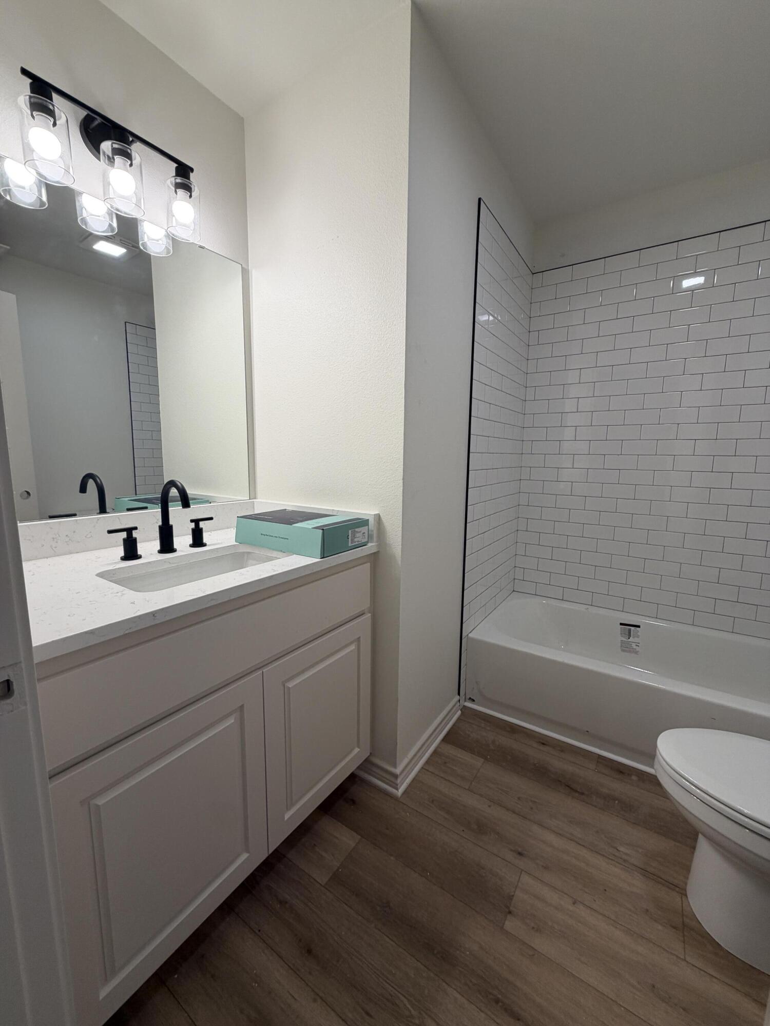 1726 Beacon Street Property Photo 4