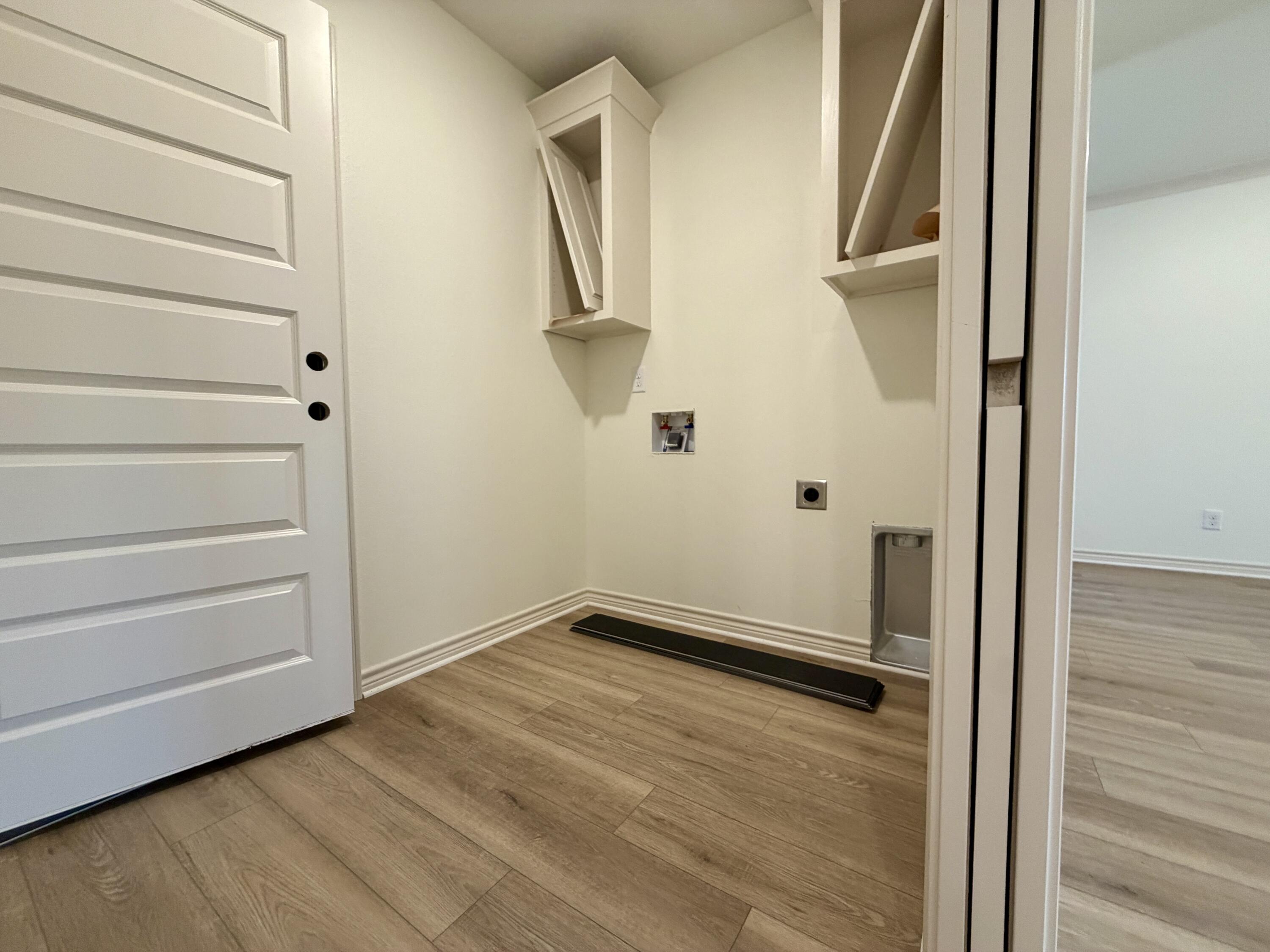 1726 Beacon Street Property Photo 8