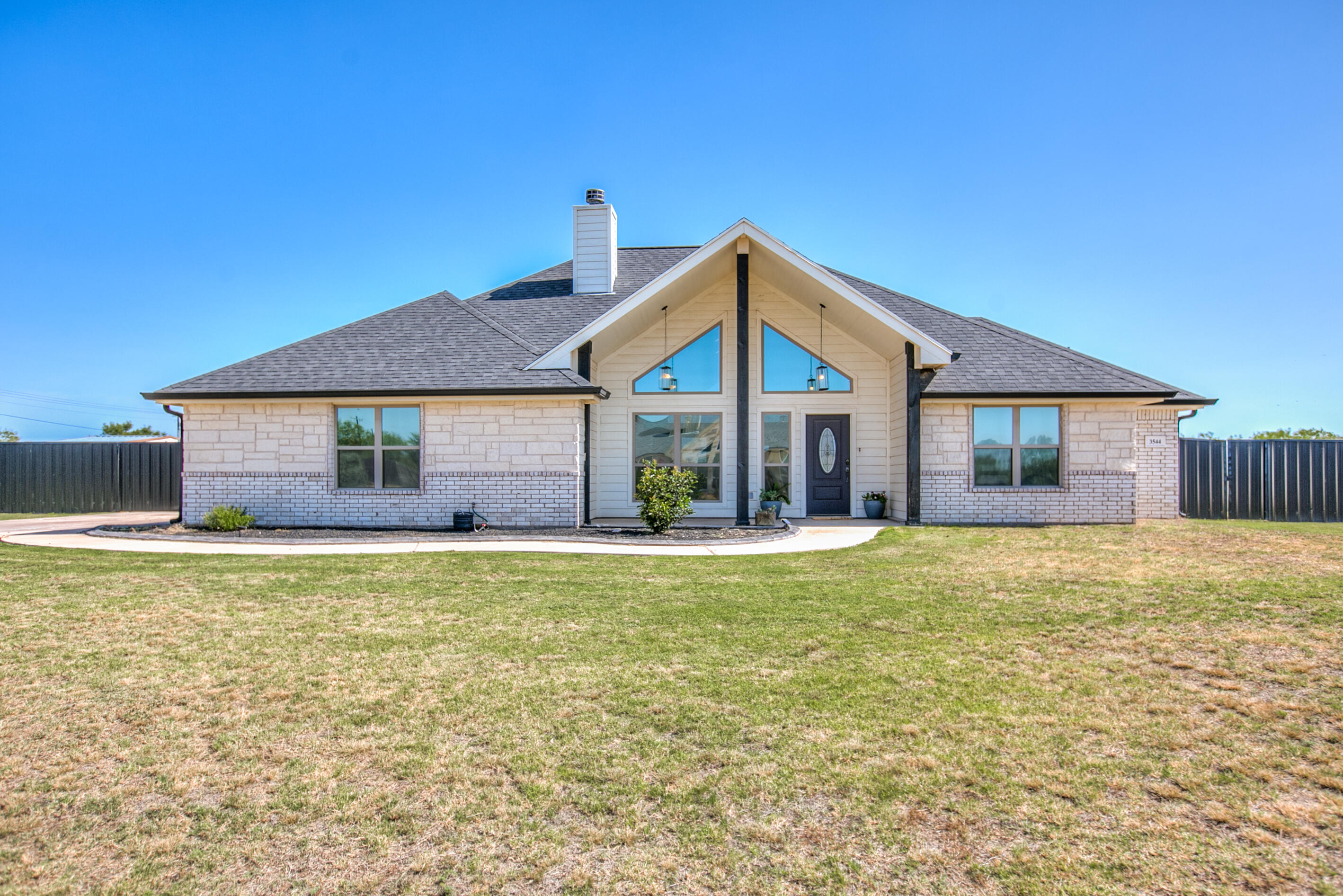 3544 Jaguar Trail Property Photo 1