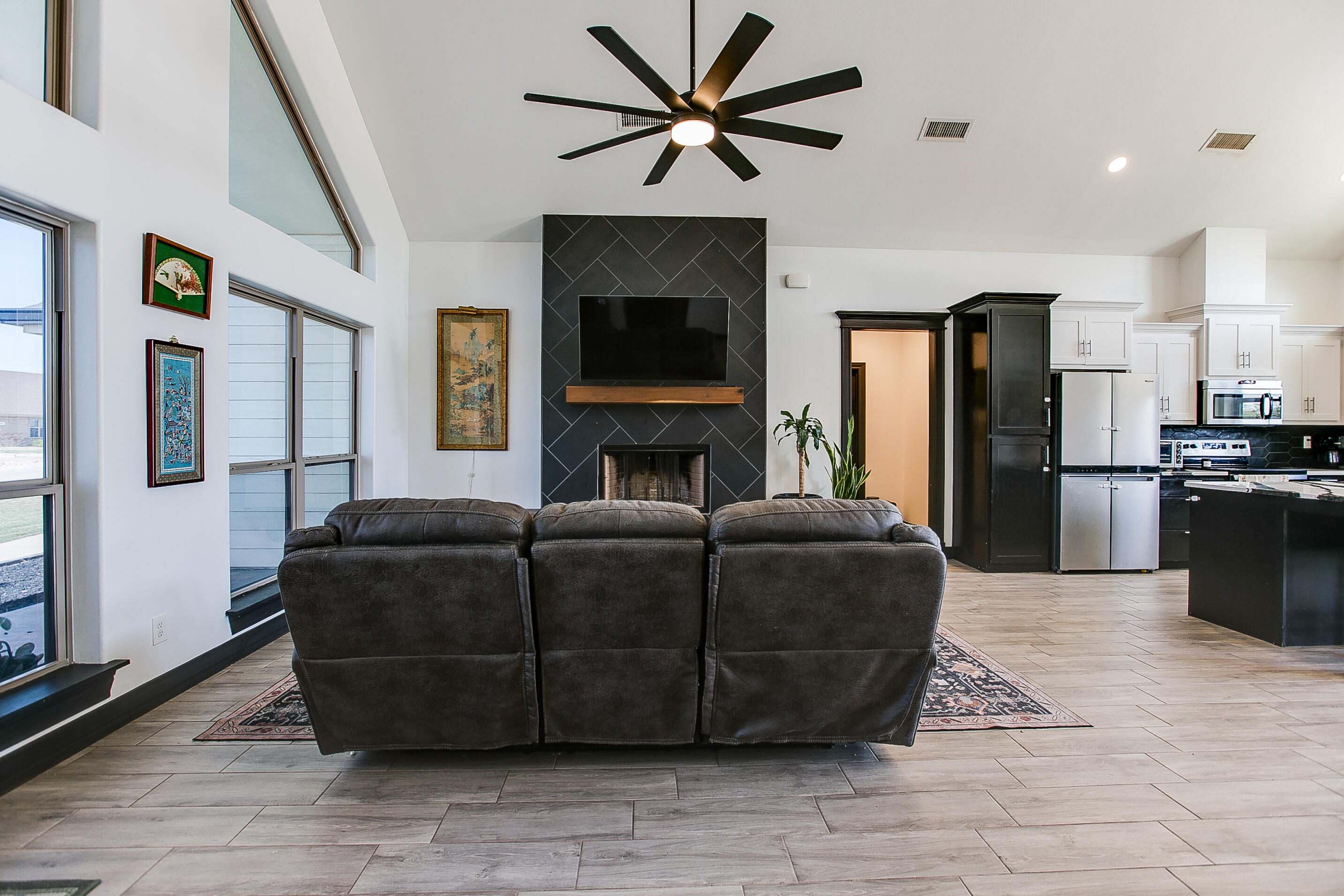 3544 Jaguar Trail Property Photo 4
