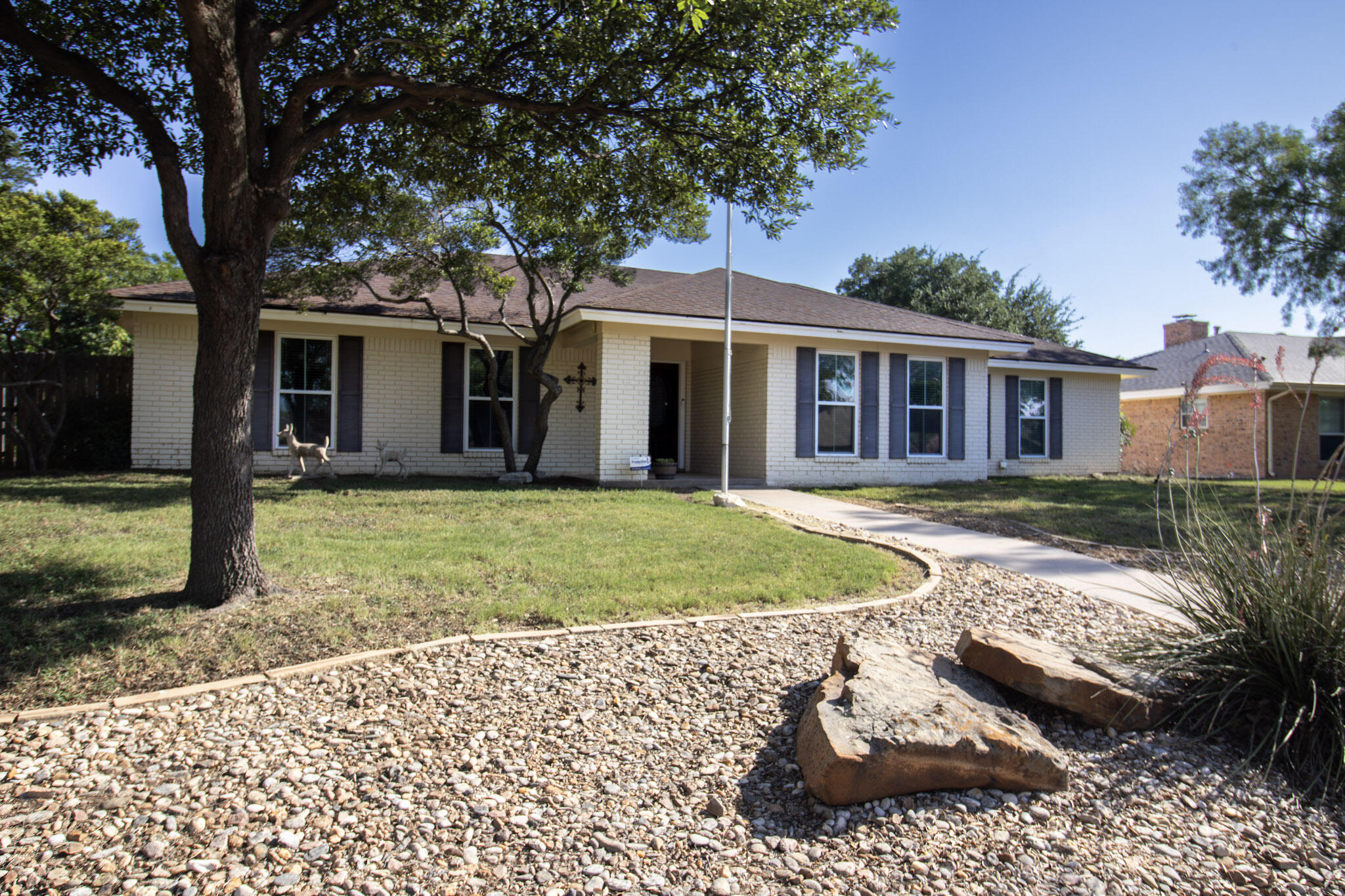 3105 Southland Boulevard Property Photo 2