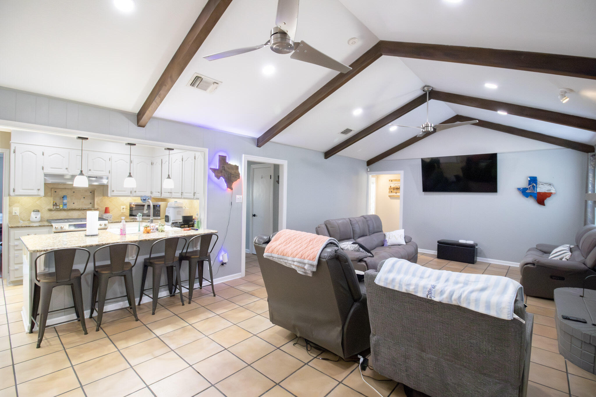 3105 Southland Boulevard Property Photo 8