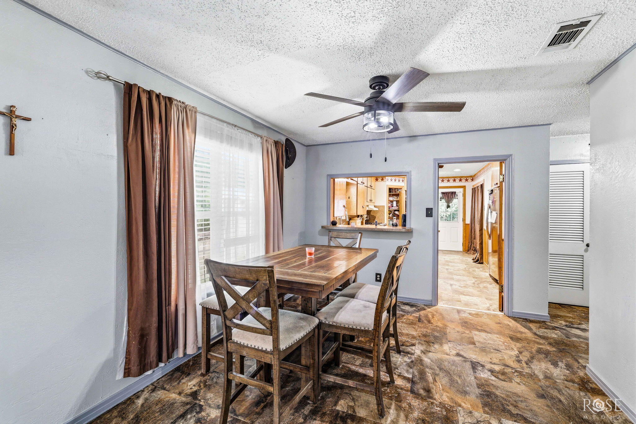 2704 Waco Street Property Photo 10