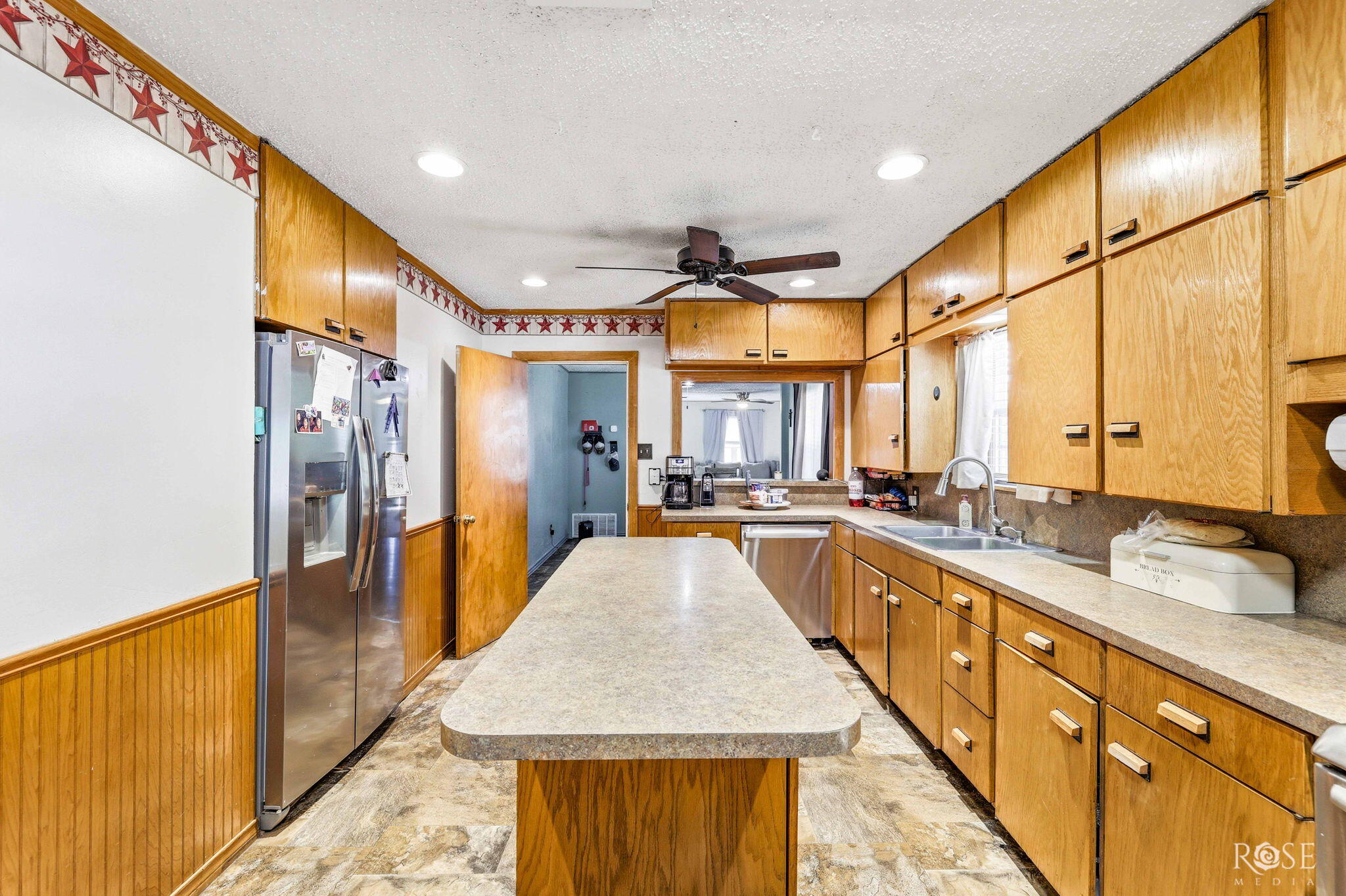 2704 Waco Street Property Photo 12