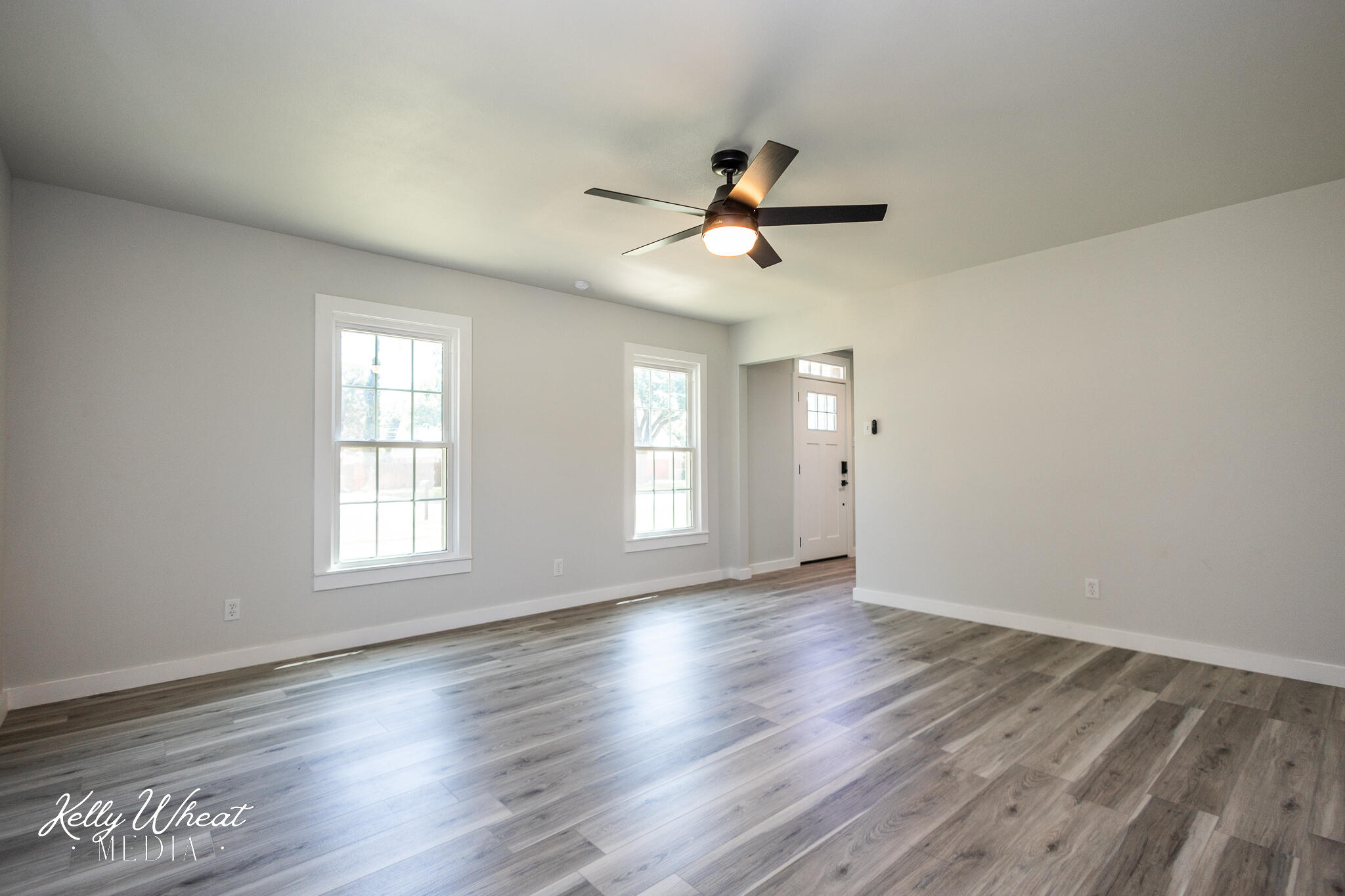 2644 Parkview Drive Property Photo 5